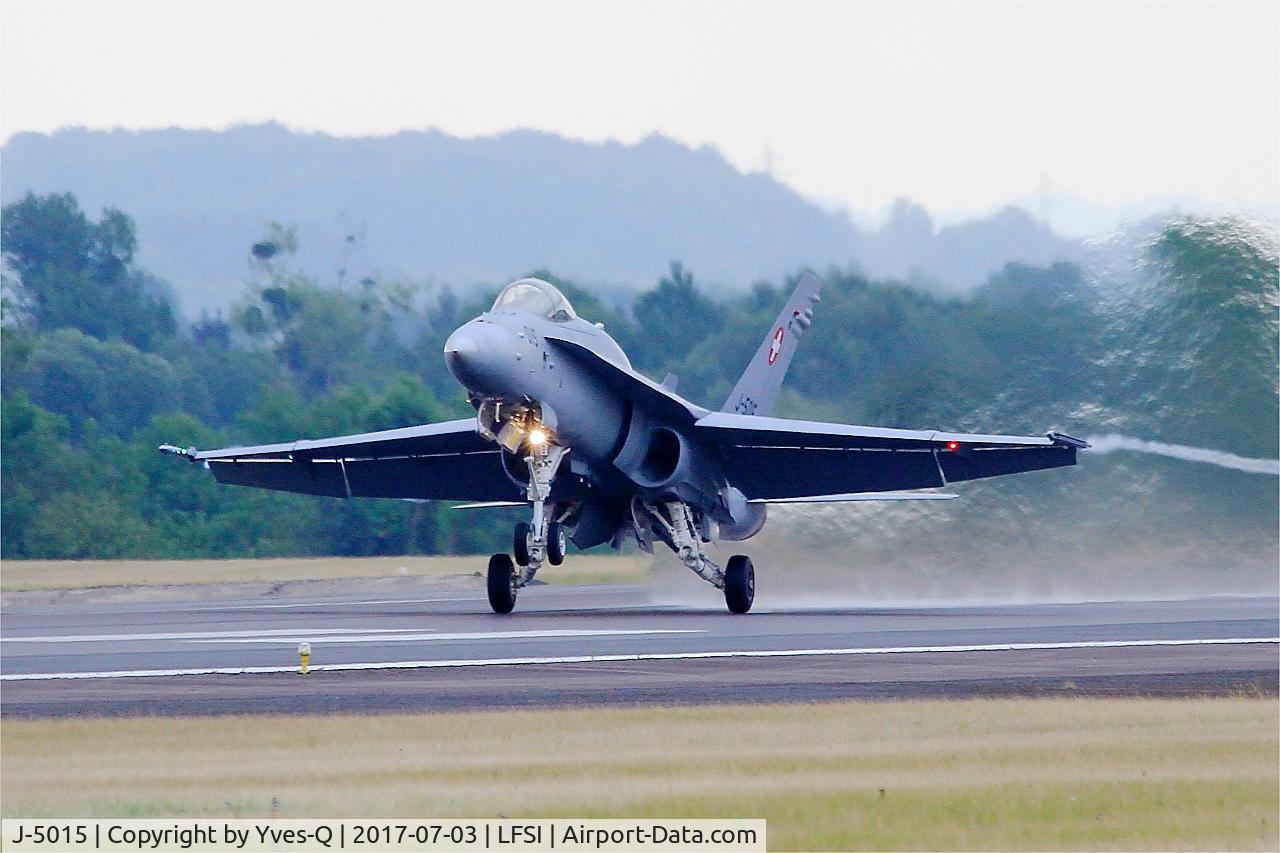 J-5015, McDonnell Douglas F/A-18C Hornet C/N 1361/SFC015, McDonnell Douglas FA-18C Hornet, Take off rwy 29, St Dizier-Robinson Air Base 113 (LFSI)