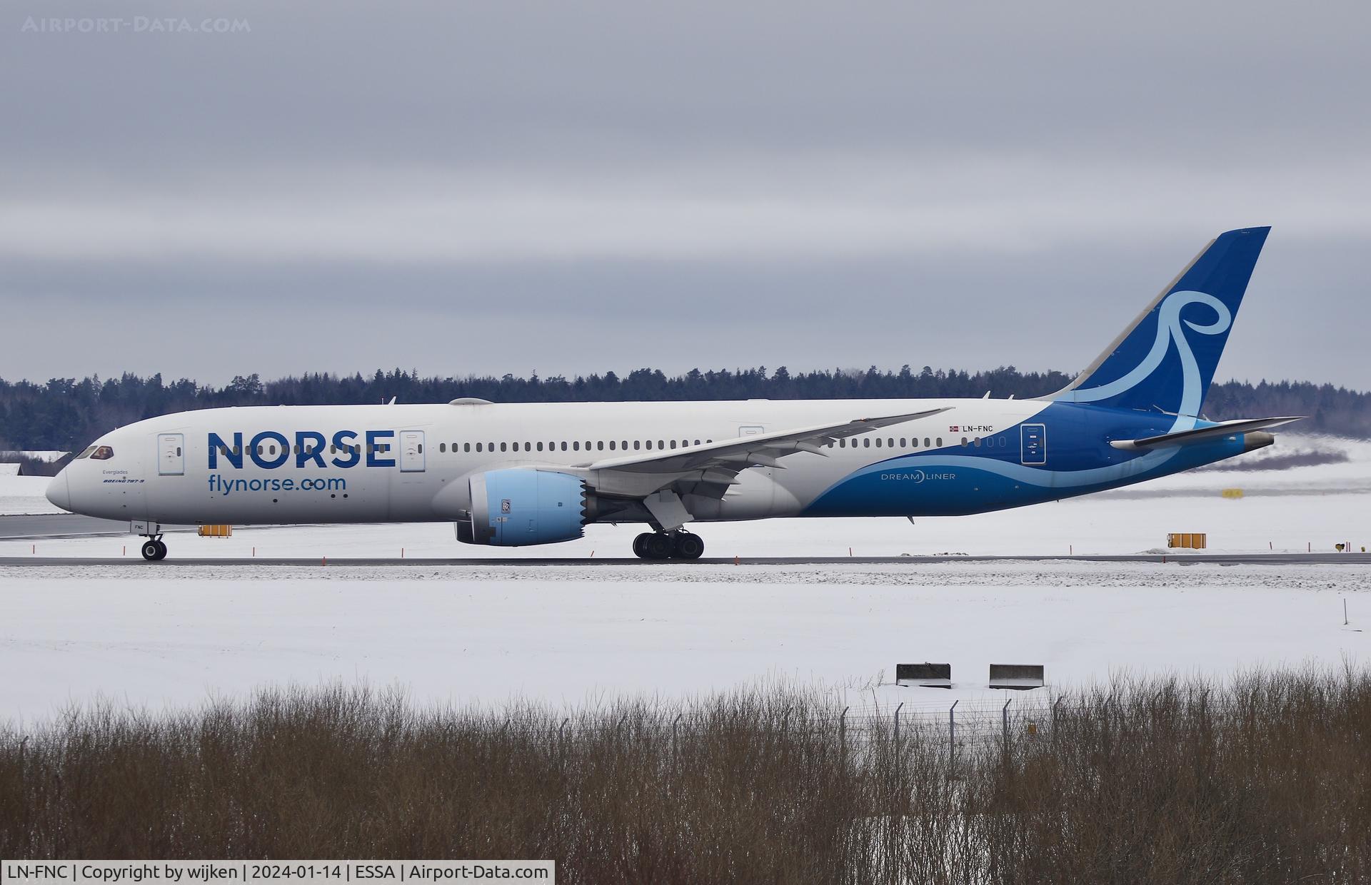 LN-FNC, 2018 Boeing 787-9 Dreamliner C/N 38790, RWY 01L
