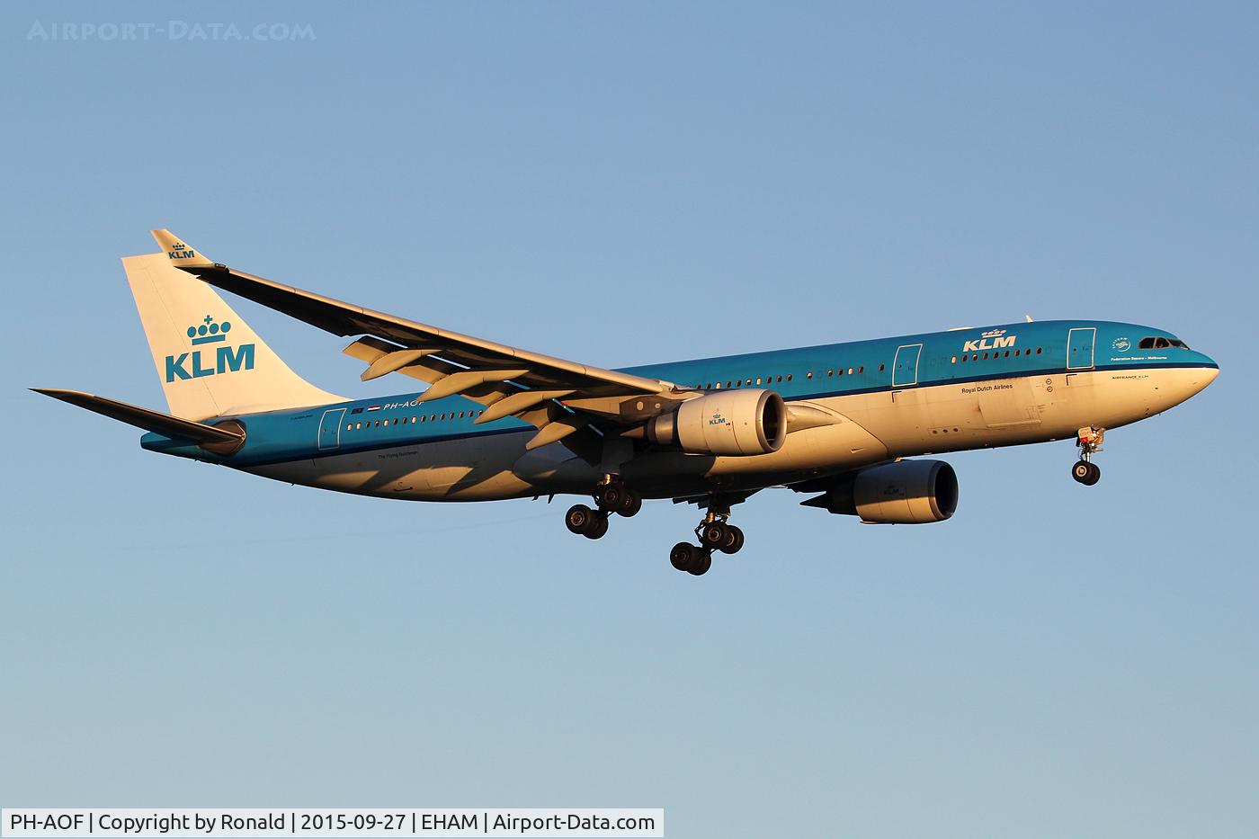 PH-AOF, 2006 Airbus A330-203 C/N 801, at spl