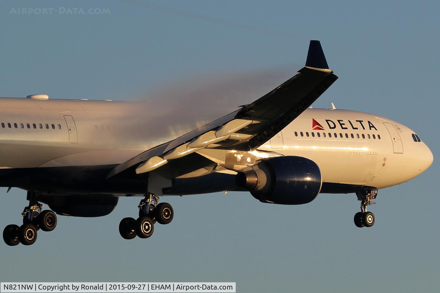 N821NW, 2007 Airbus A330-323 C/N 0865, atspl