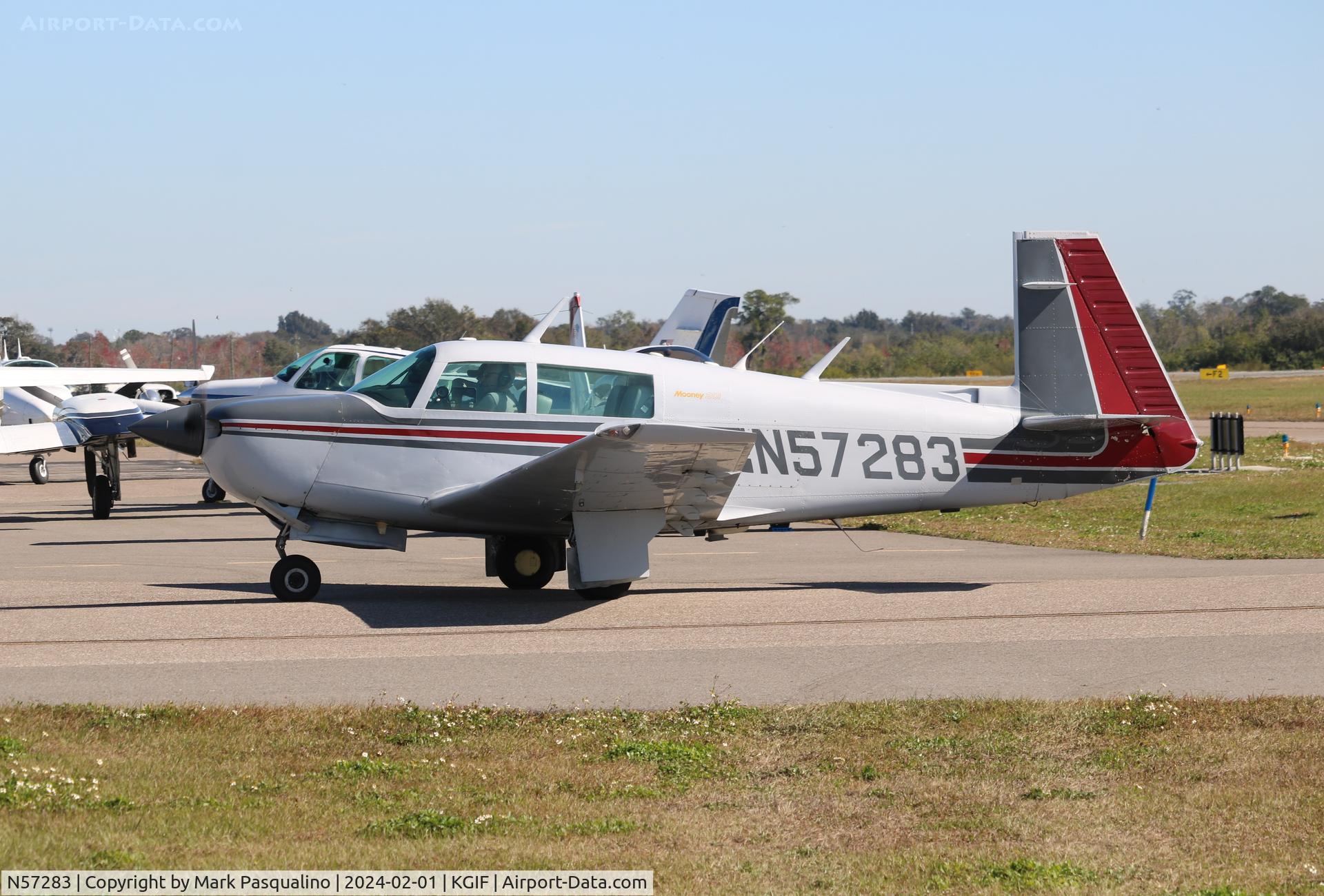 N57283, 1984 Mooney M20J 201 C/N 24-1439, Mooney M20J