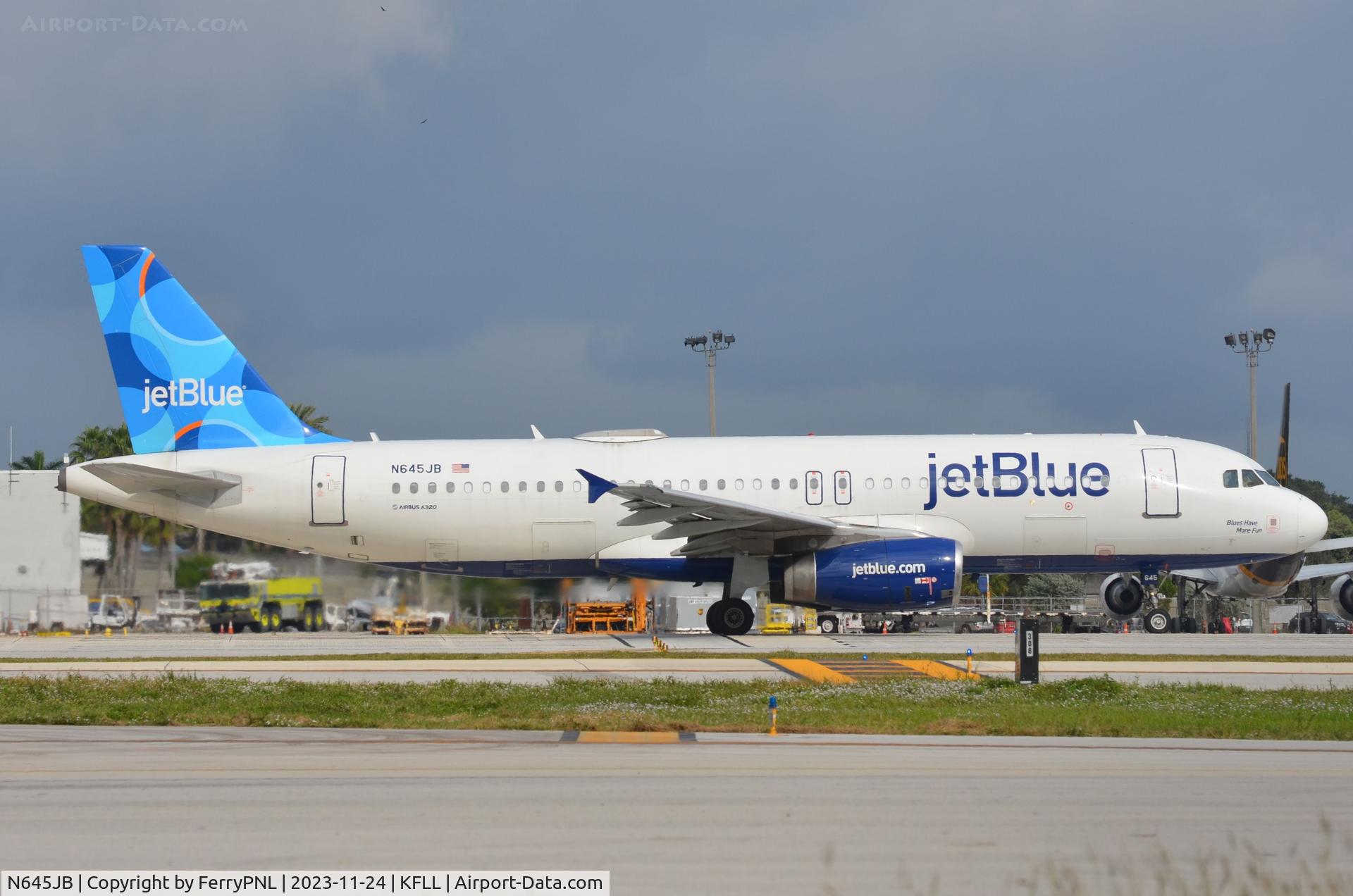 N645JB, 2006 Airbus A320-232 C/N 2900, JetBlue A320 for departure