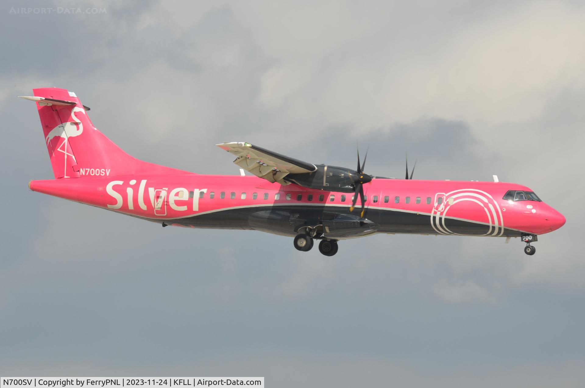 N700SV, 2019 ATR 72-600 C/N 1548, Arrival of pink Silver ATR72