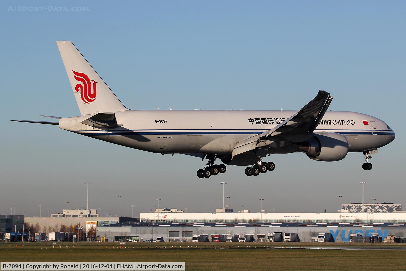 B-2094, 2015 Boeing 777-FFT C/N 44685, at spl