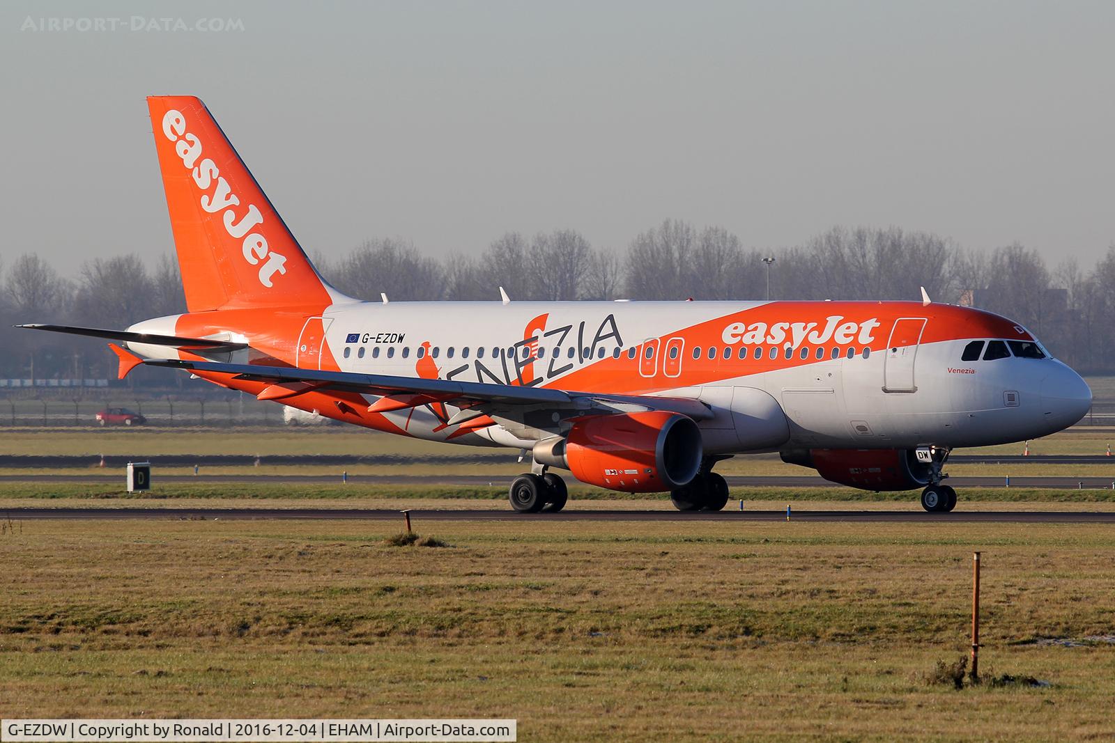 G-EZDW, 2008 Airbus A319-111 C/N 3746, at spl