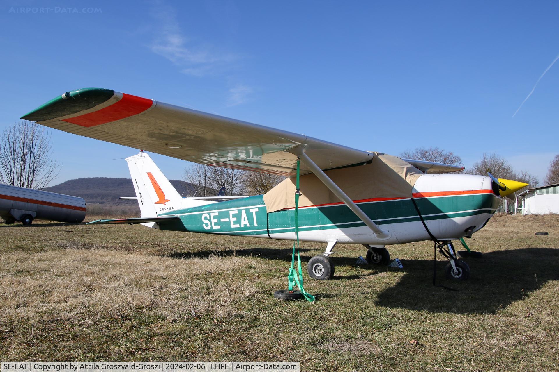 SE-EAT, 1964 Cessna 172F C/N 17252107, LHFH - Farkashegy Airport - Budakeszi, Hungary