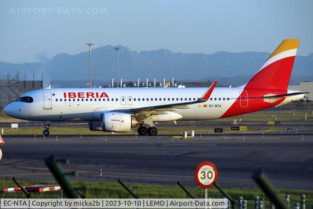 EC-NTA, 2021 Airbus A320-251N C/N 10696, Taxiing