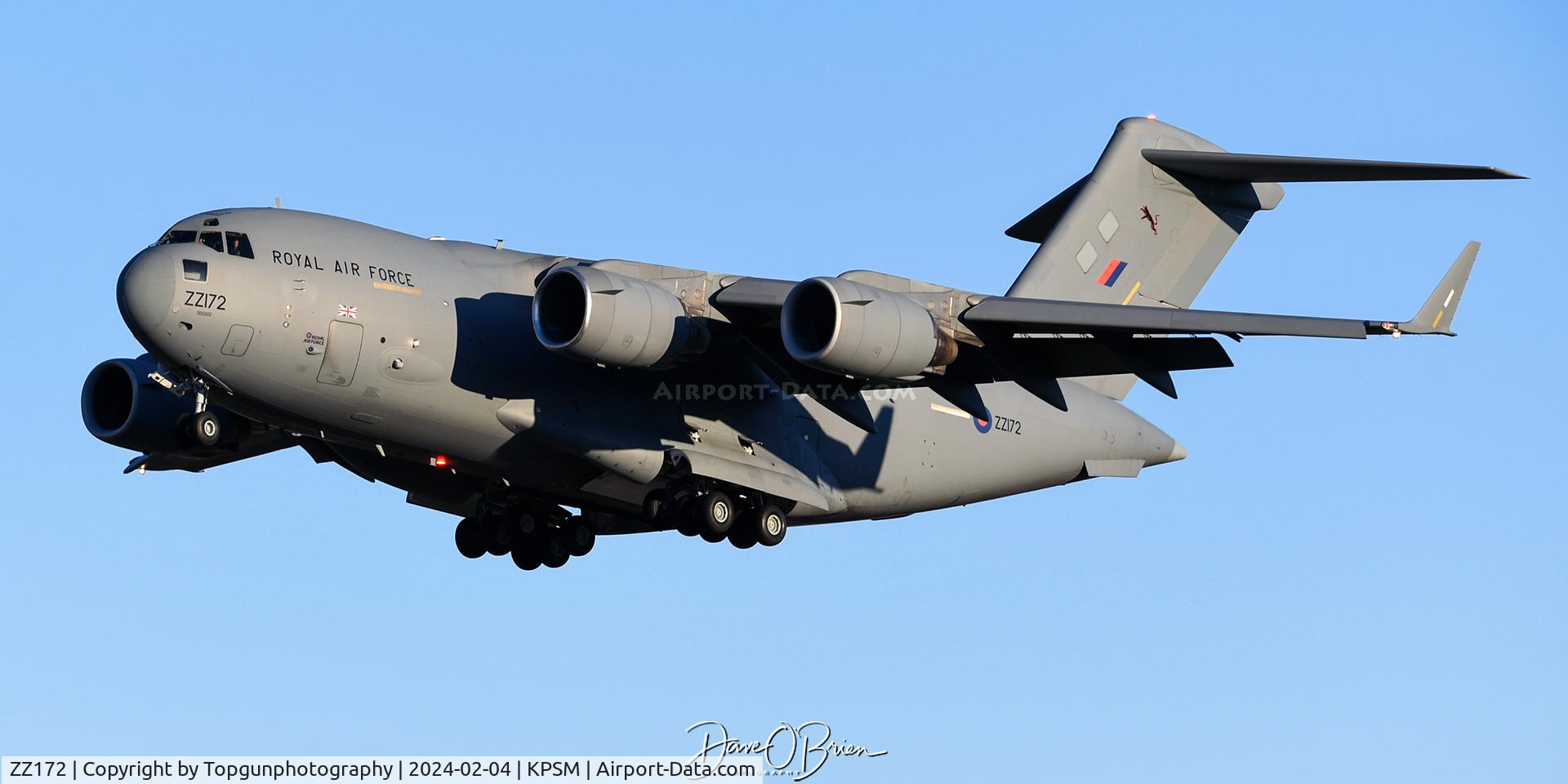 ZZ172, 2000 Boeing C-17A Globemaster III C/N F-078, ASCOT6356 on short final