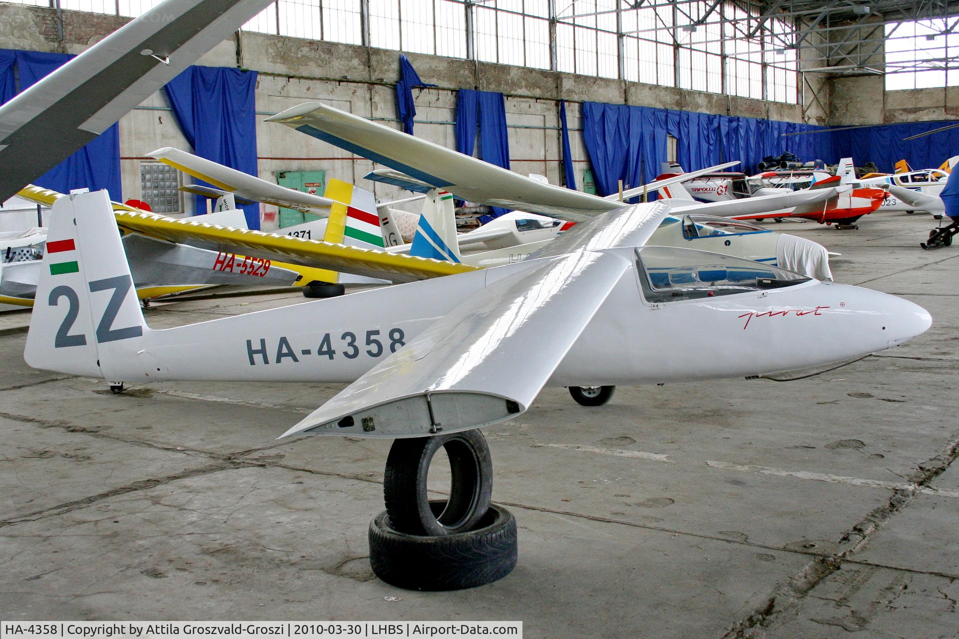 HA-4358, 1976 PZL-Bielsko SZD-30 Pirat C/N S-07.01, LHBS - Budaörs Airport, Hungary