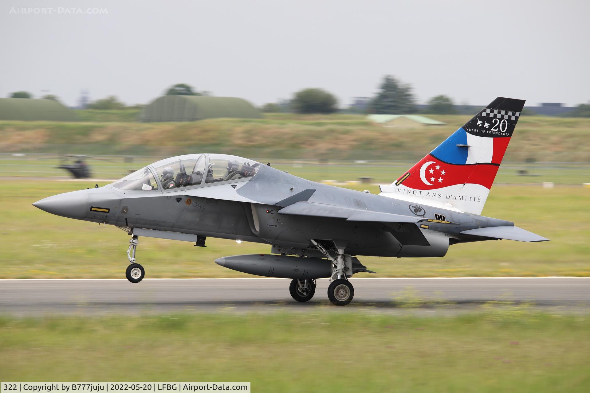 322, 2014 Alenia Aermacchi M-346 Master C/N 7028, during Cognac airshow 2022