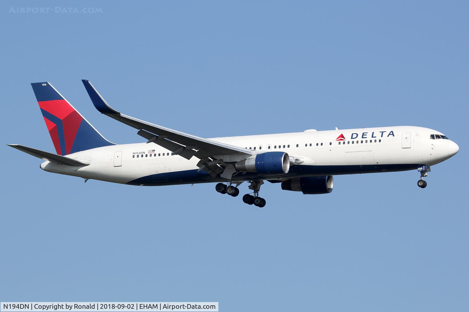 N194DN, 1997 Boeing 767-332 C/N 28451, at spl
