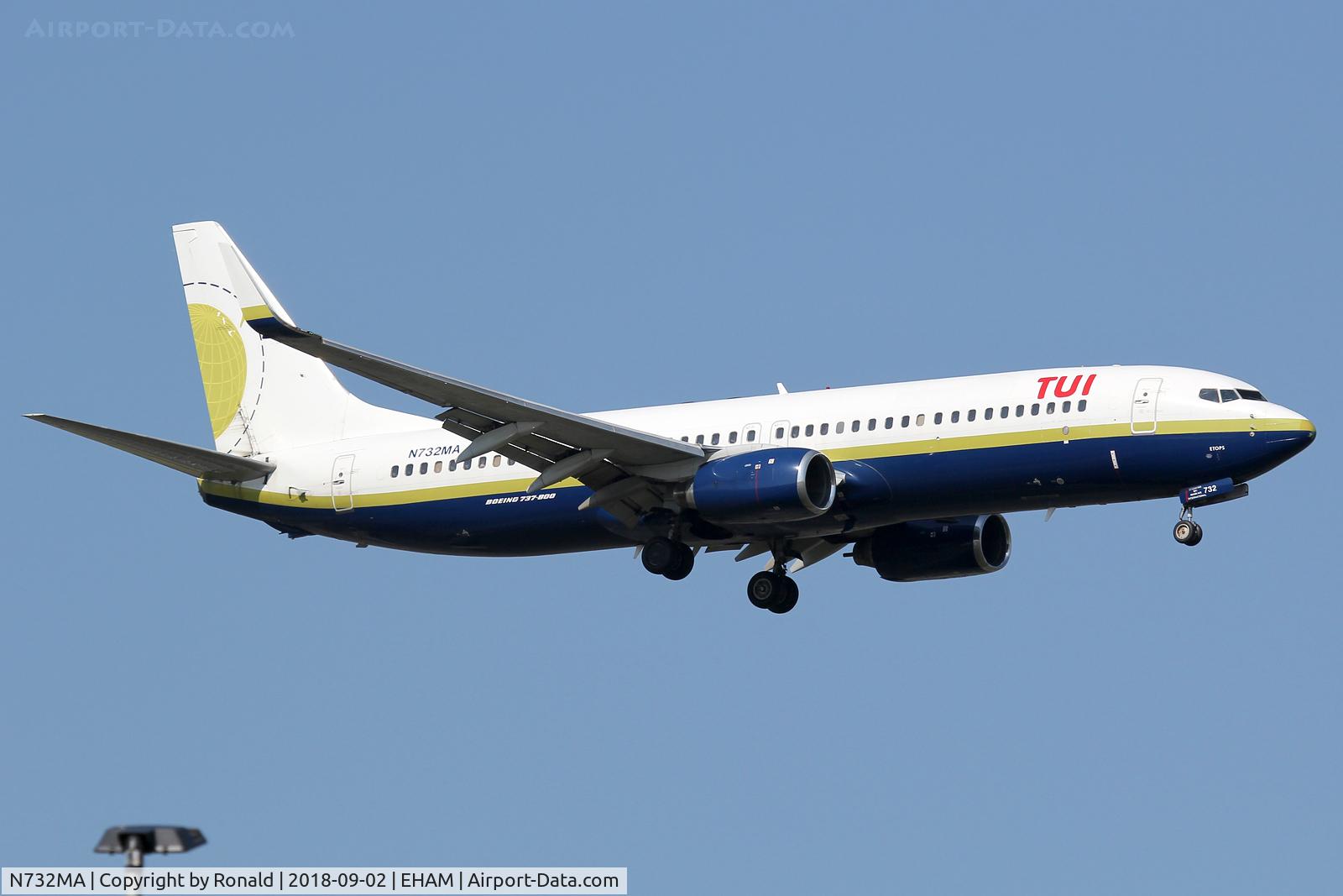 N732MA, 2001 Boeing 737-81Q C/N 30618, at spl