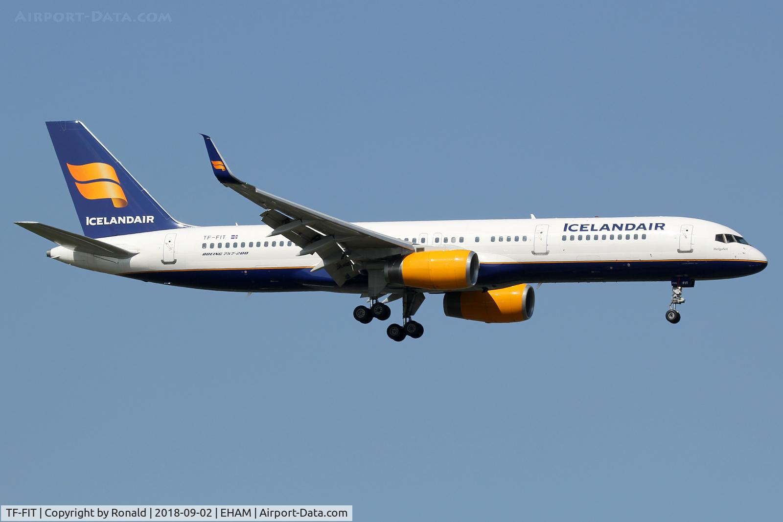 TF-FIT, 1994 Boeing 757-256 C/N 26244, at spl