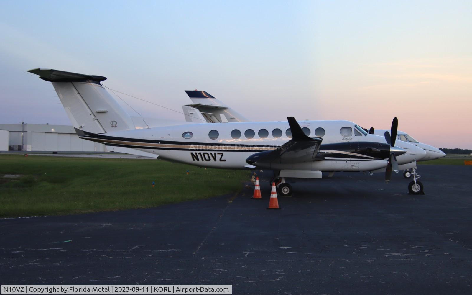 N10VZ, 1998 Raytheon Aircraft Company B300 C/N FL-170, King Air 300 zx