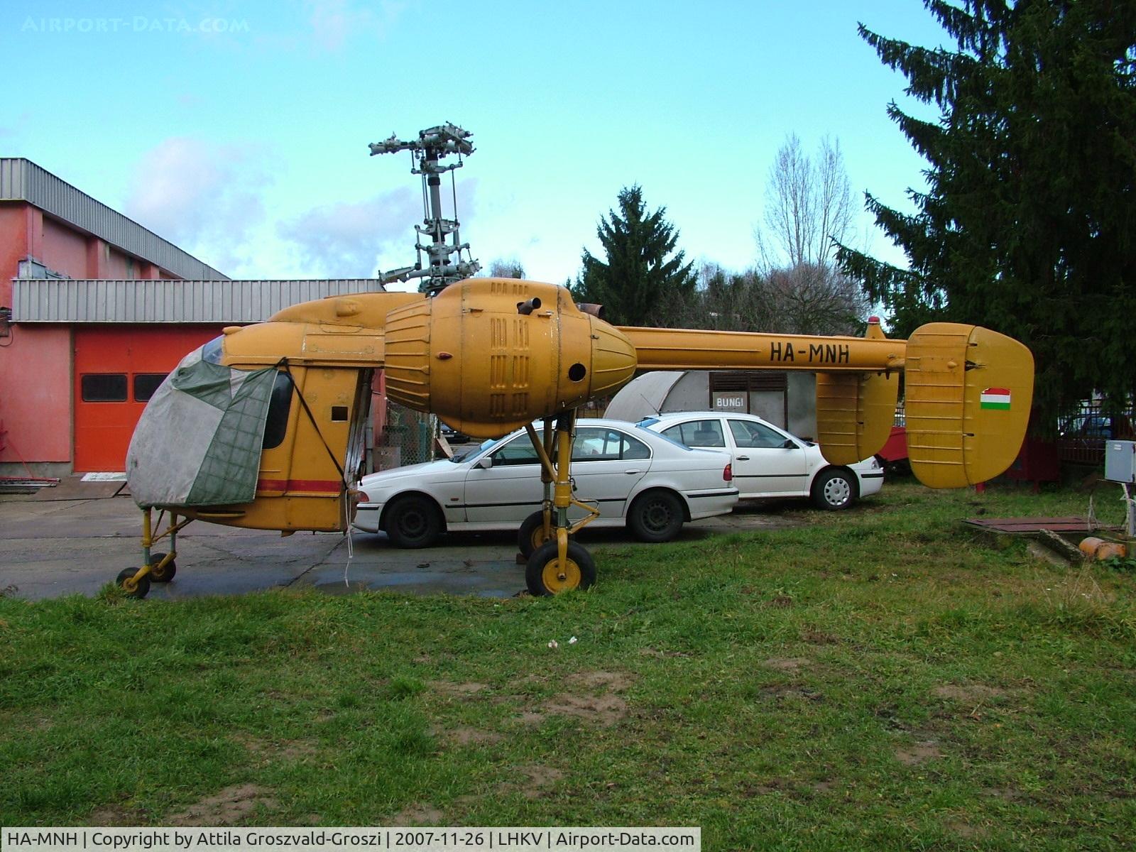 HA-MNH, 1975 Kamov Ka-26 Hoodlum C/N 7505010, LHKV - Kaposújlak Airport, Hungary