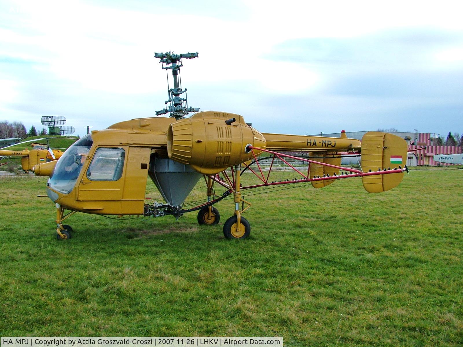 HA-MPJ, 1978 Kamov Ka-26 Hoodlum C/N 7806308, LHKV - Kaposújlak Airport, Hungary