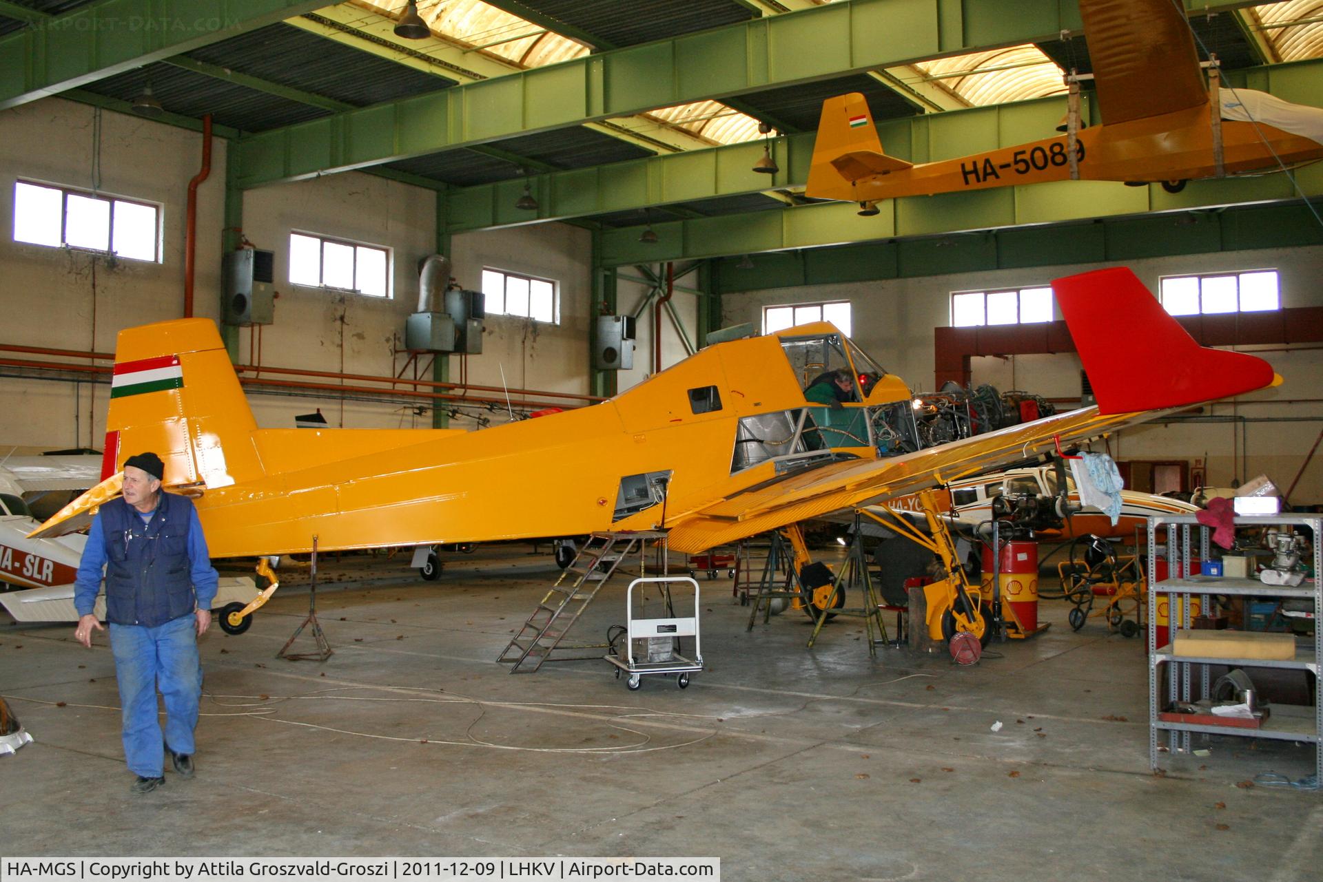 HA-MGS, 1985 Zlin Z-37T Agro-Turbo C/N 005, LHKV - Kaposújlak Airport, Hungary