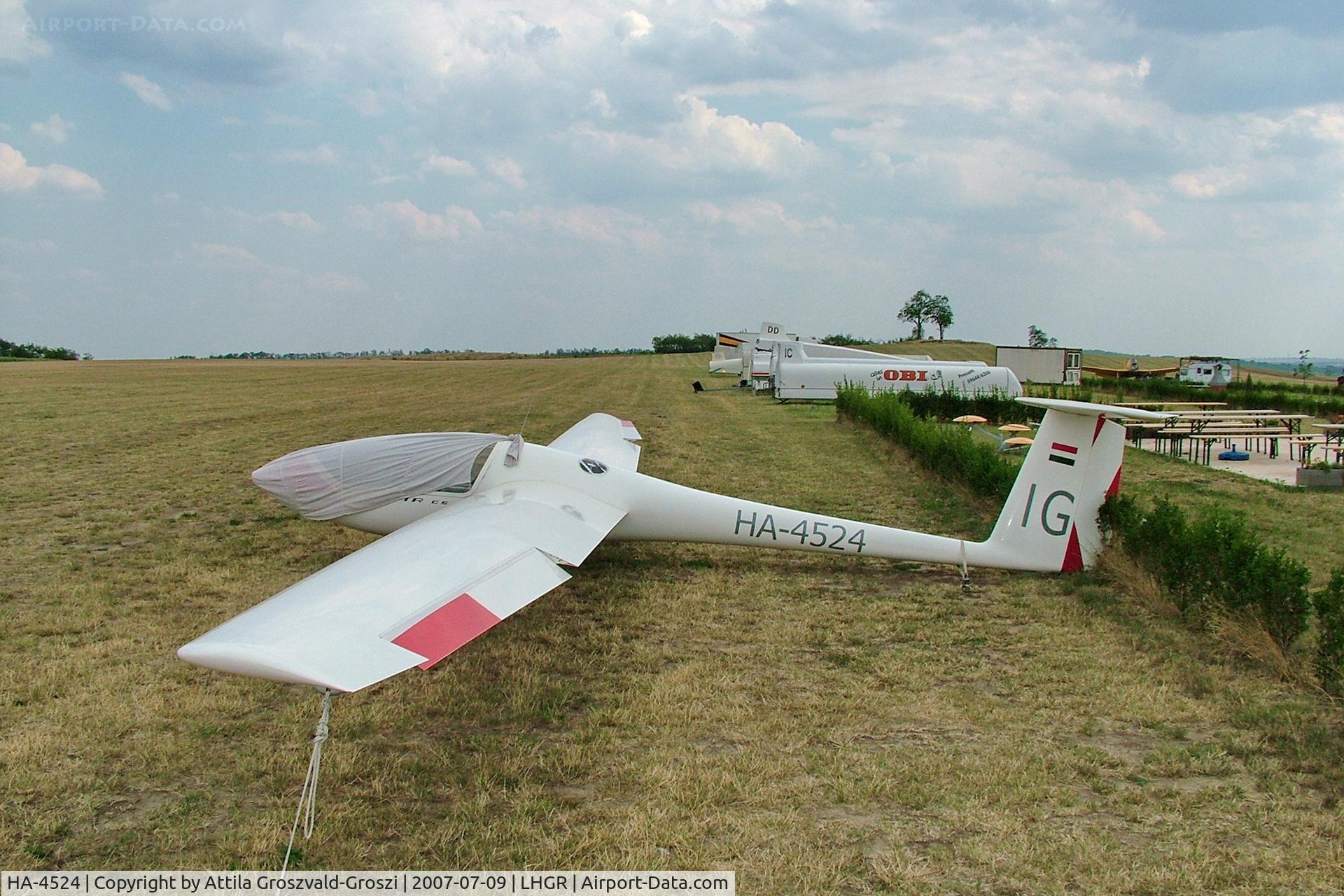 HA-4524, 1978 Grob G-102 Astir CS Jeans C/N 2118, LHGR - Gyúró Airport, Hungary