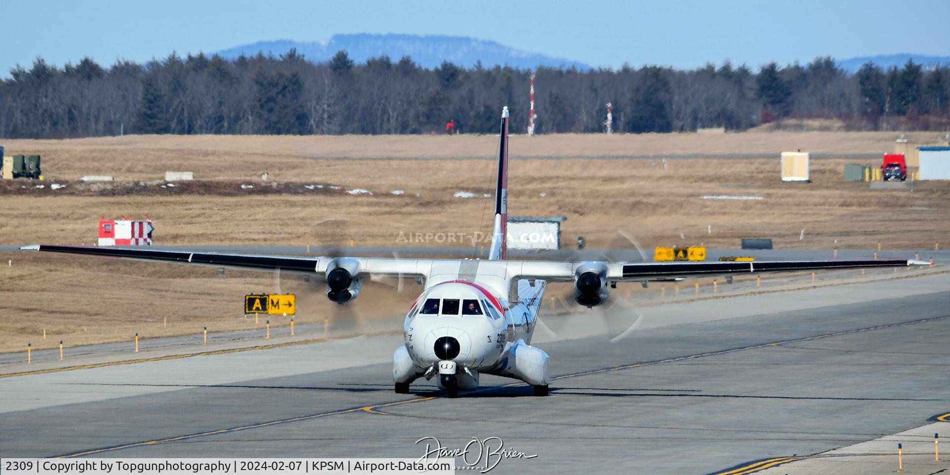 2309, 2007 Airtech HC-144A Ocean Sentry (CN-235M-300) C/N C174, taxiing to the FBO