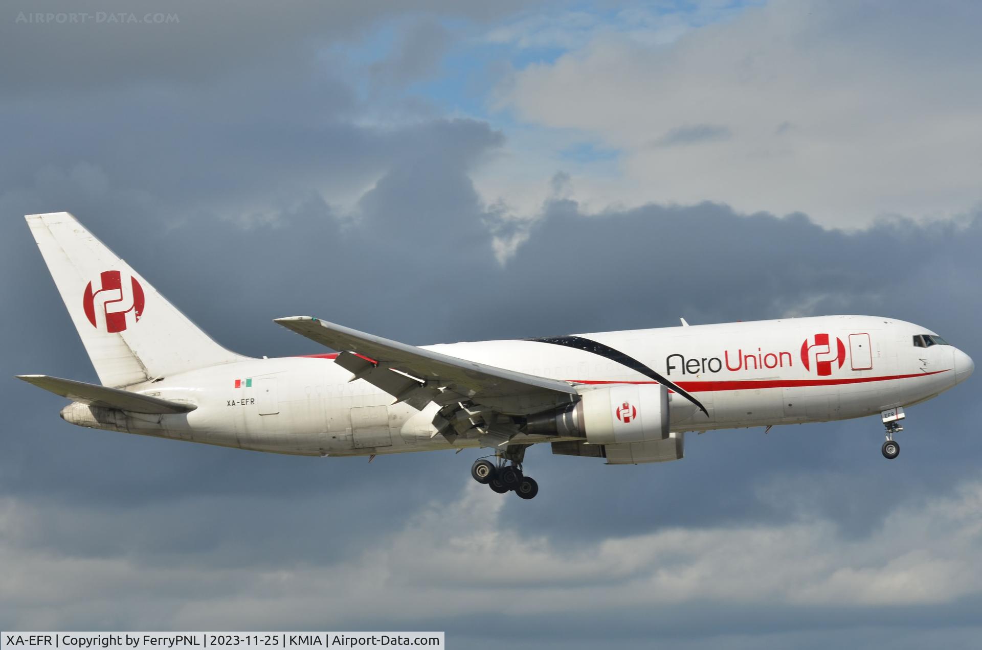 XA-EFR, 1987 Boeing 767-200/ER C/N 23804, AeroUnion B762F landing in MIA