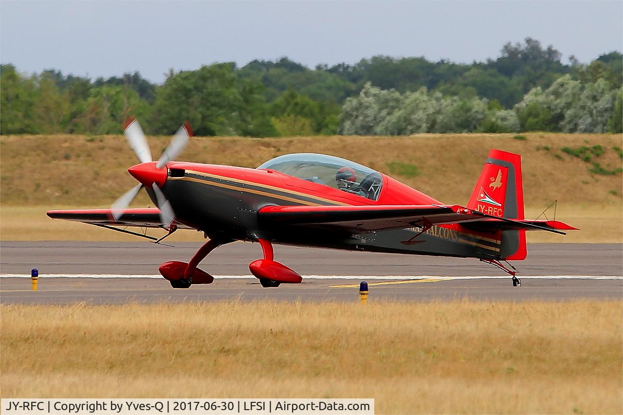 JY-RFC, 2007 Extra EA-300 C/N 1241, Extra EA-300LP, Royal Jordanian aerobatic team, Taxiing to flight line, St Dizier-Robinson Air Base (LFSI)