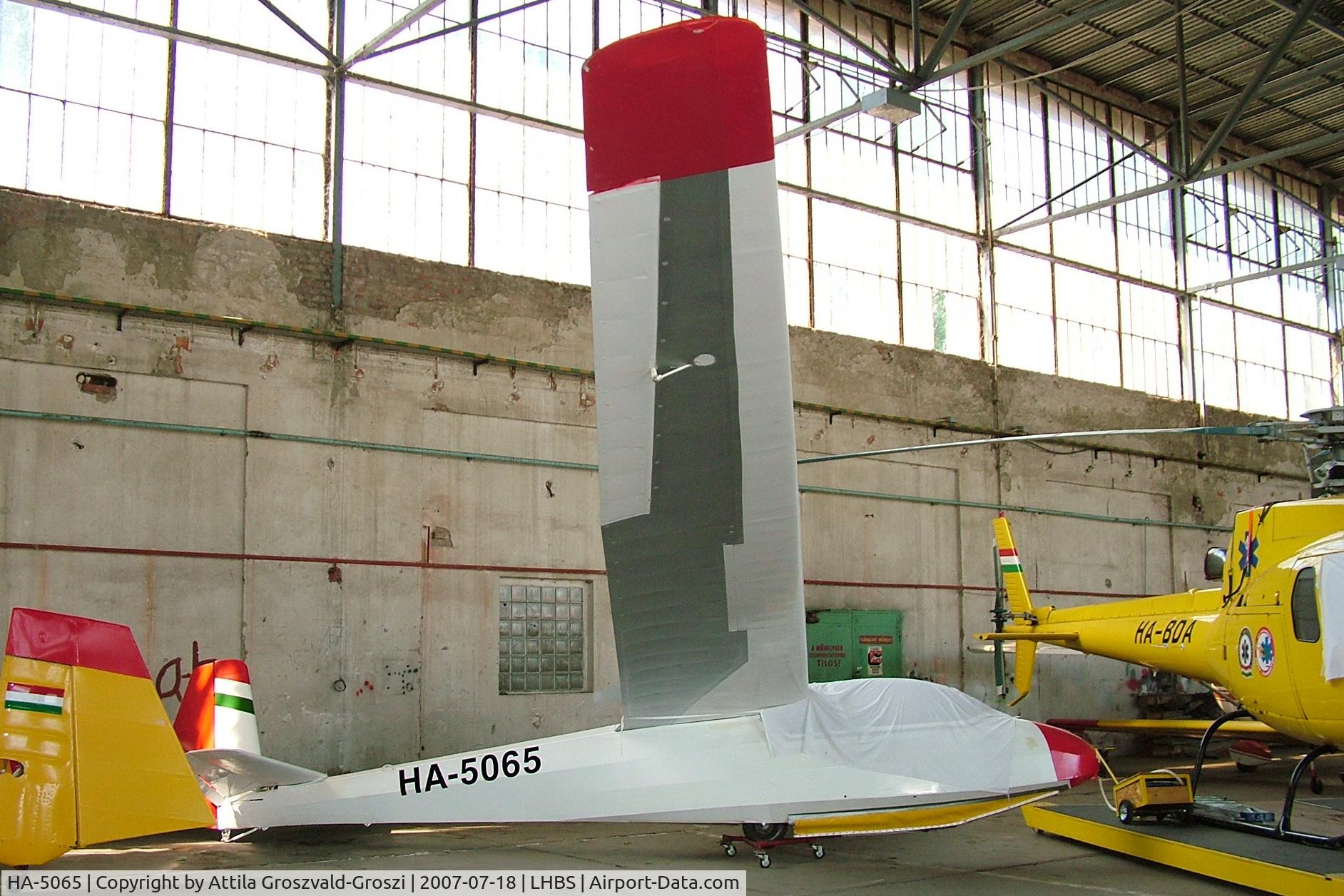 HA-5065, 1962 Schleicher Ka-7 Rhonadler C/N 7042, LHBS - Budaörs Airport, Hungary