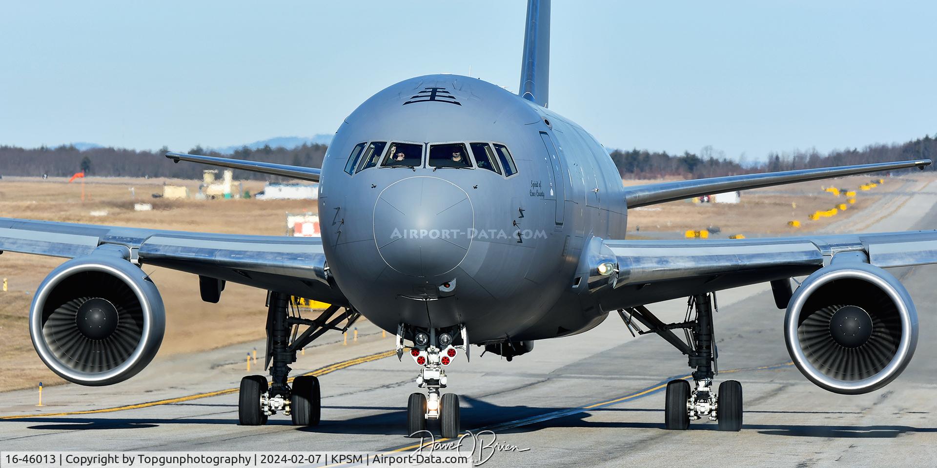 16-46013, 2020 Boeing KC-46A Pegasus C/N 34109, PACK91 taxiing to RW34
