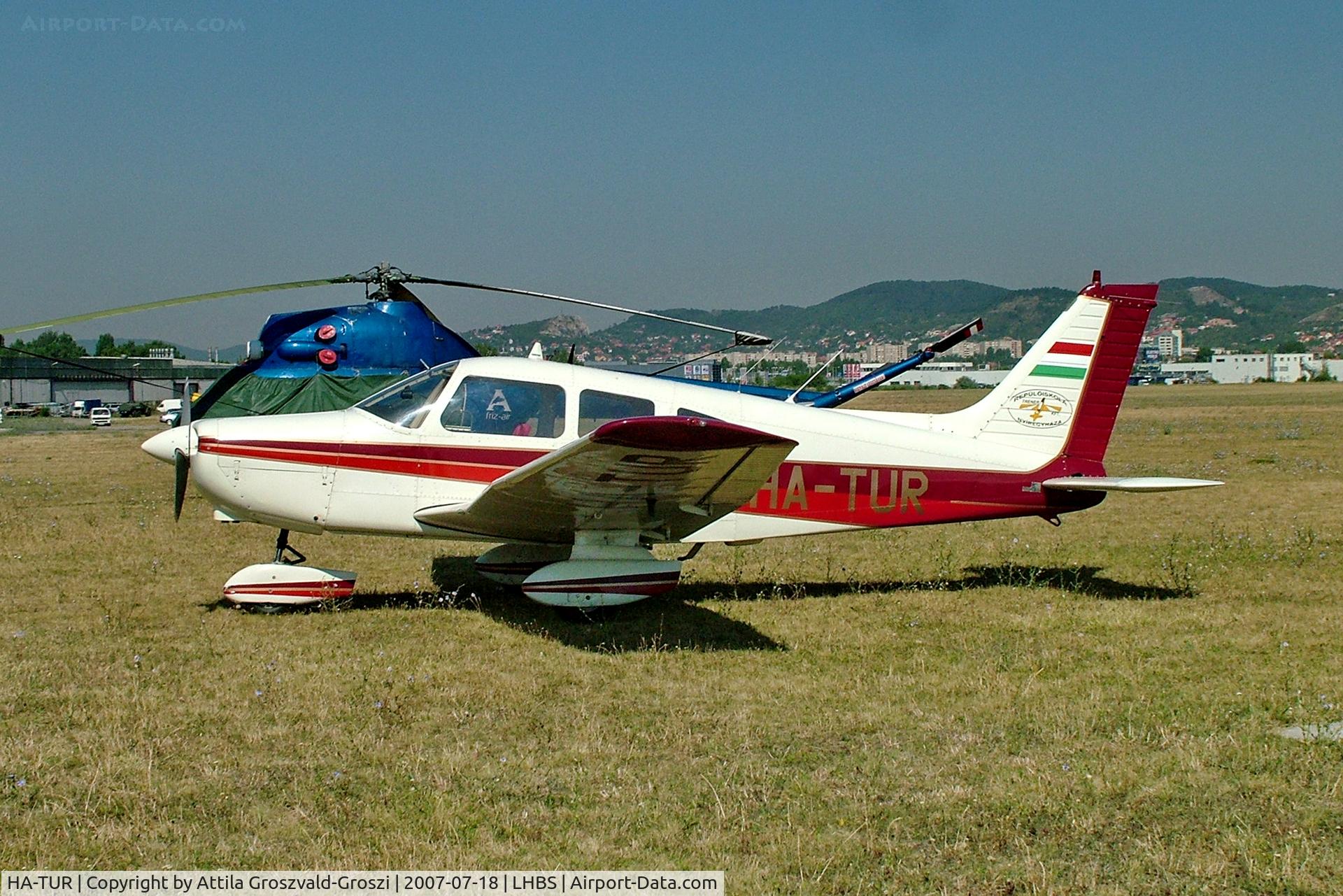 HA-TUR, Piper PA-28-161 C/N 287816189, LHBS - Budaörs Airport, Hungary