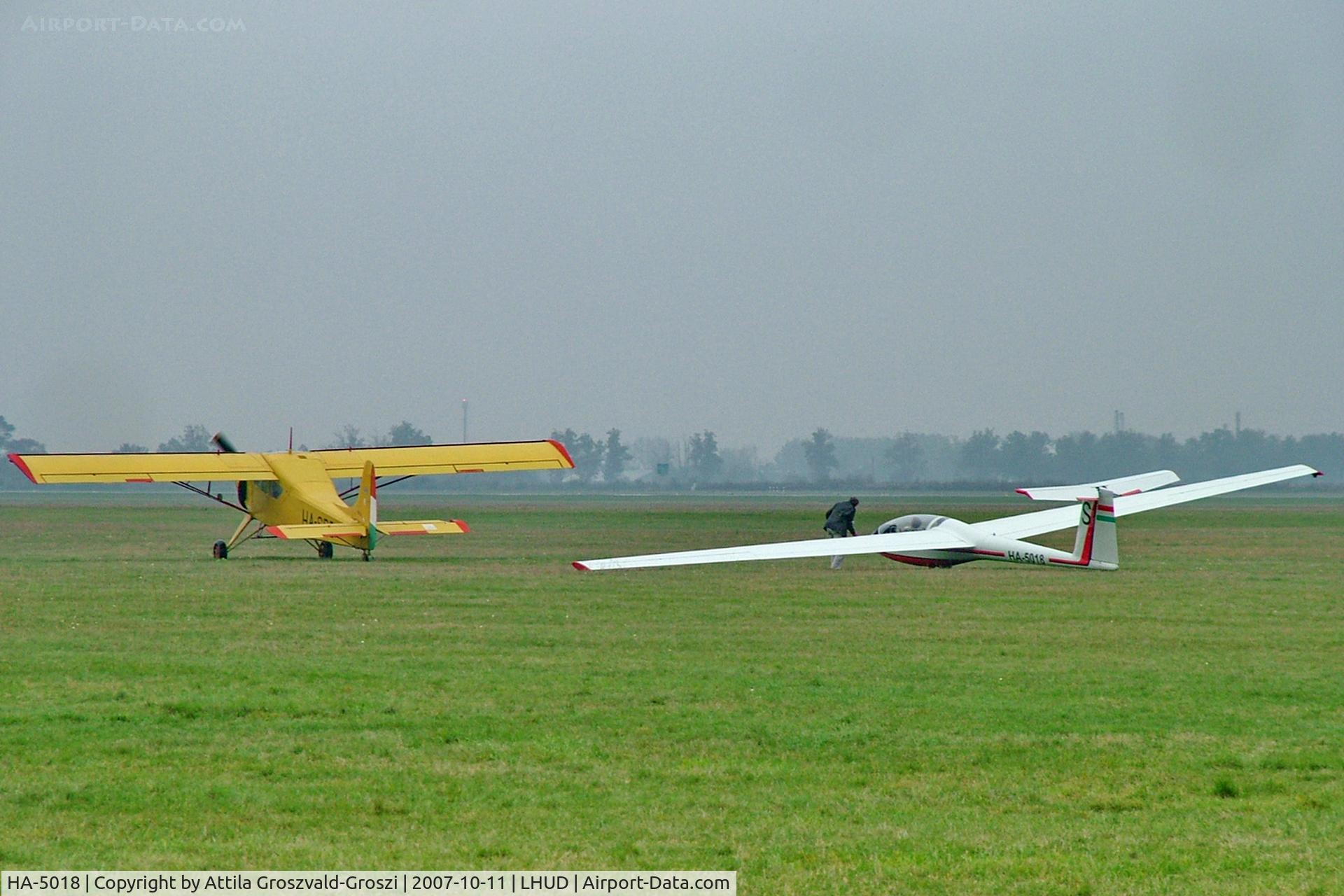 HA-5018, 1981 ICA-Brasov IS-28B2 C/N 331, LHUD - Szeged Airport, Hungary