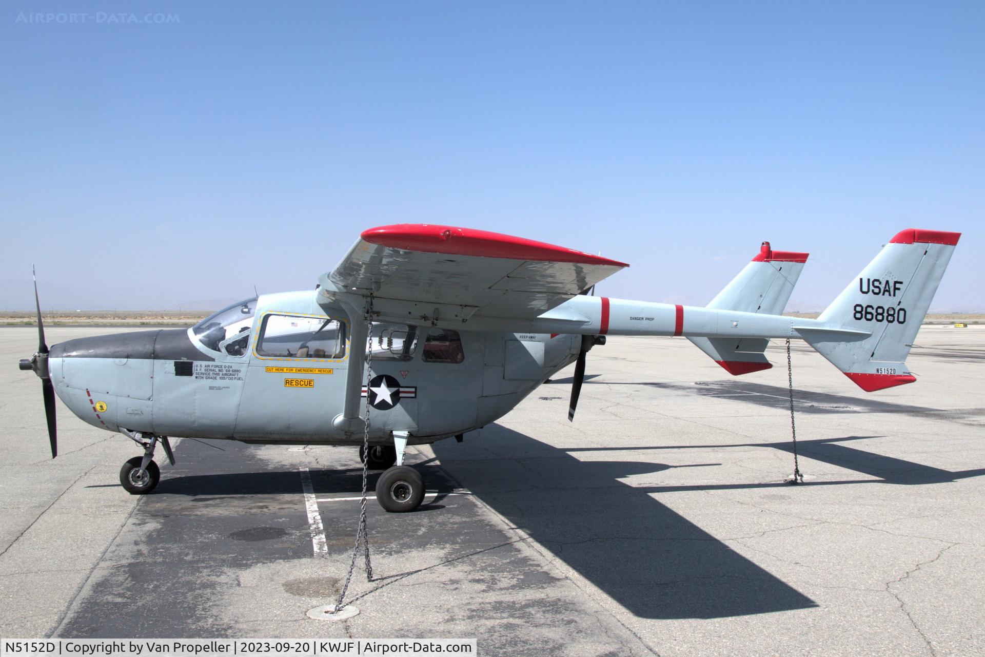 N5152D, Cessna O-2A Super Skymaster C/N 337M-0169, Cessna O-2A Super Skymaster at Fox Field, Lancaster, California