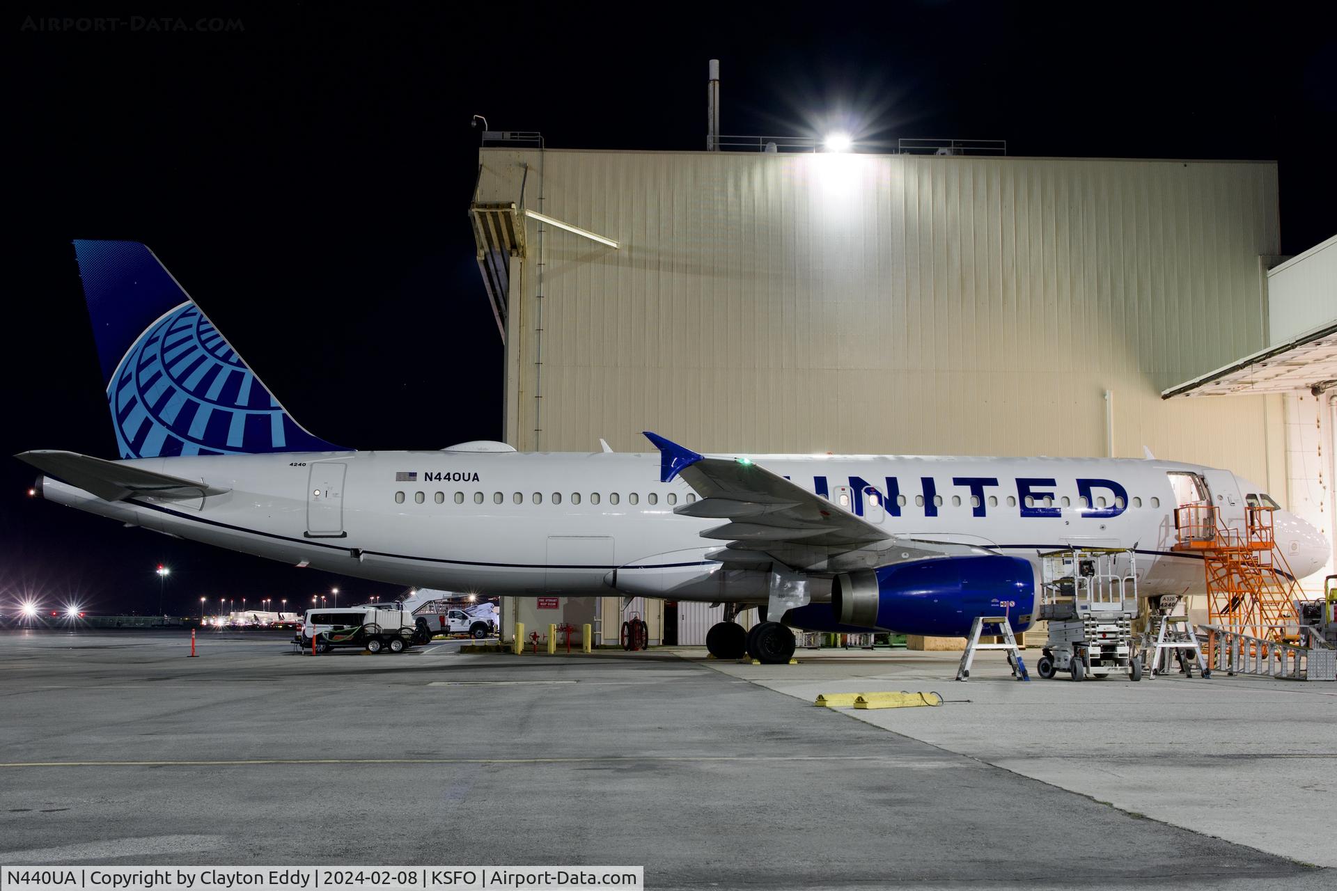 N440UA, 1997 Airbus A320-232 C/N 702, SFO 2024.