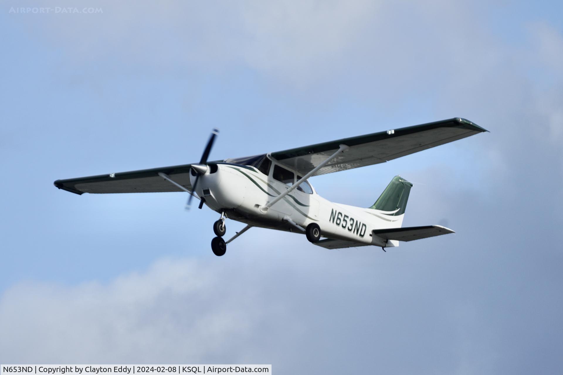 N653ND, 2014 Cessna 172S Skyhawk C/N 172S11469, San Carlos Airport in California 2024.