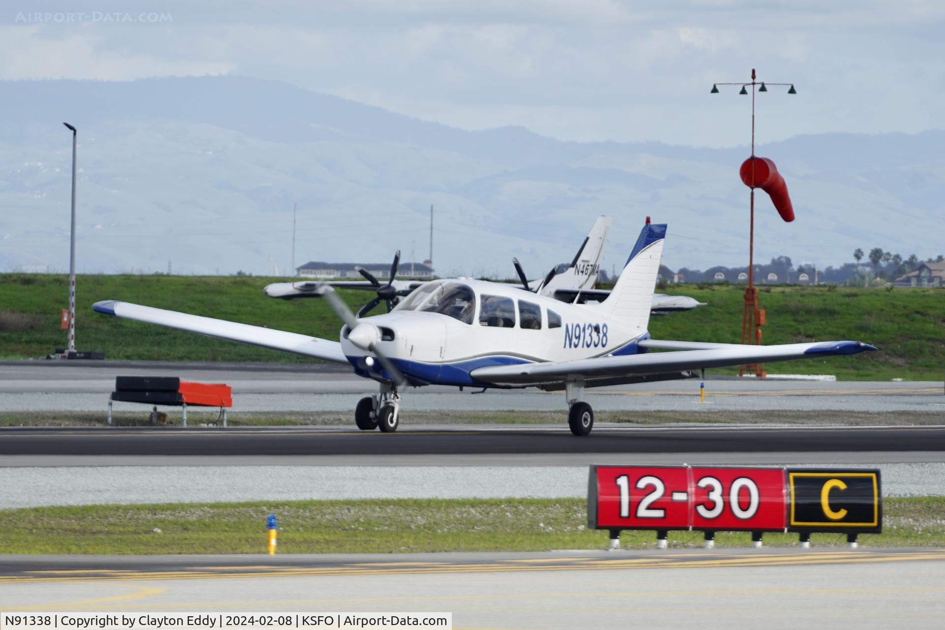 N91338, 1985 Piper PA-28-161 C/N 28-8616008, San Carlos Airport in California 2024.