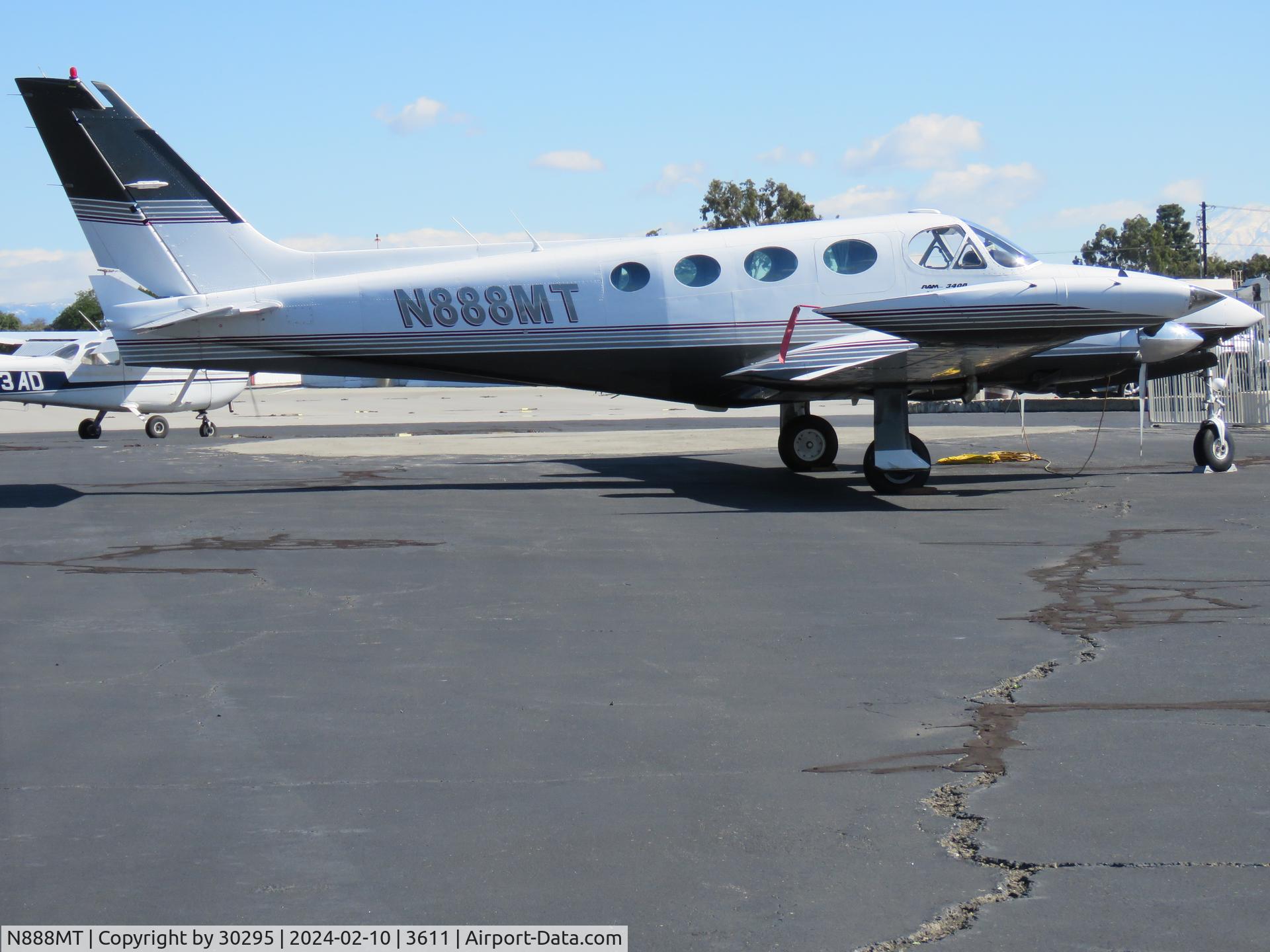 N888MT, 1979 Cessna 340A C/N 340A0763, Parked