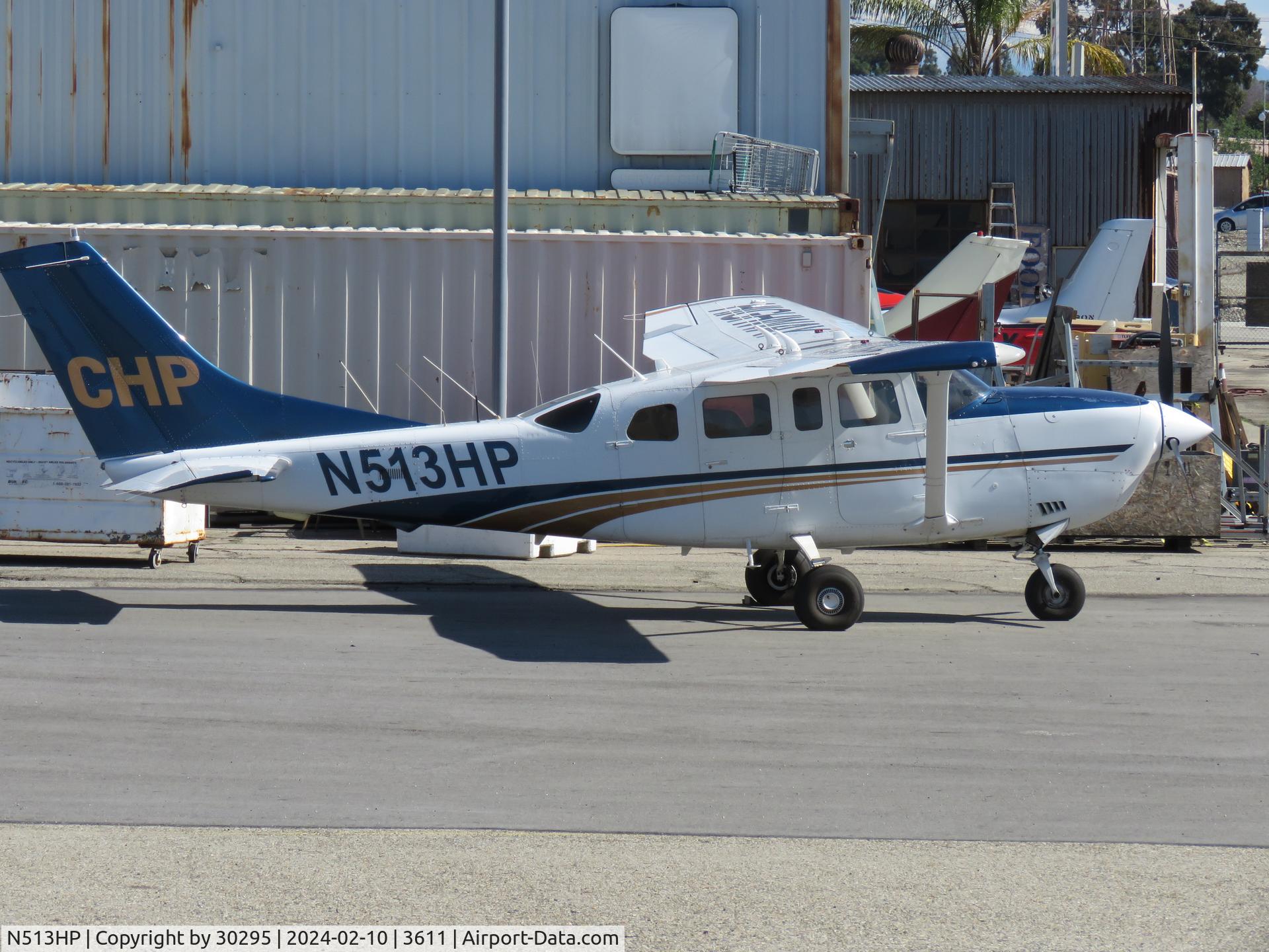 N513HP, 2001 Cessna T206H Turbo Stationair C/N T20608285, Parked