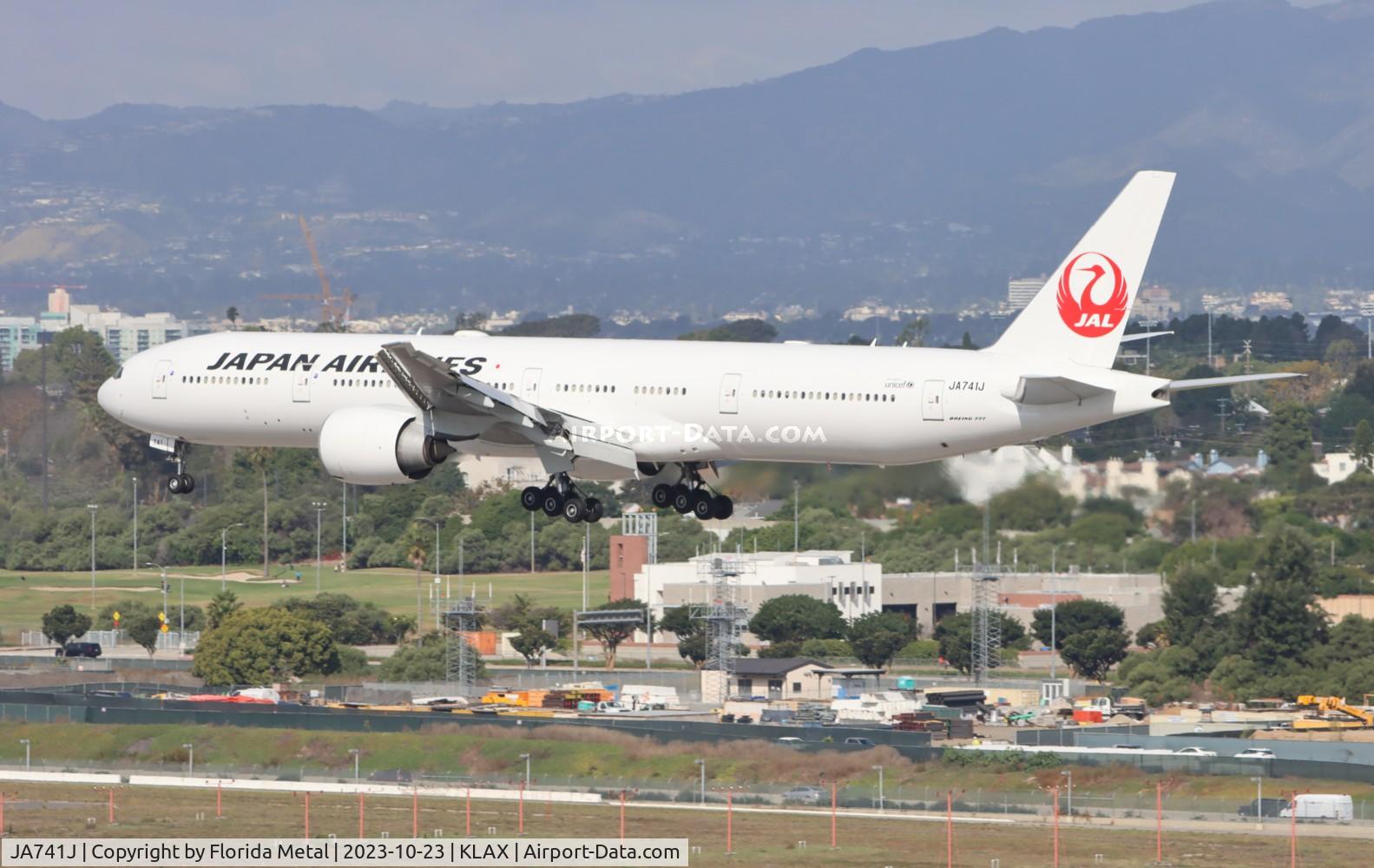 JA741J, 2009 Boeing 777-346/ER C/N 36128, JAL 773 zx HND-LAX