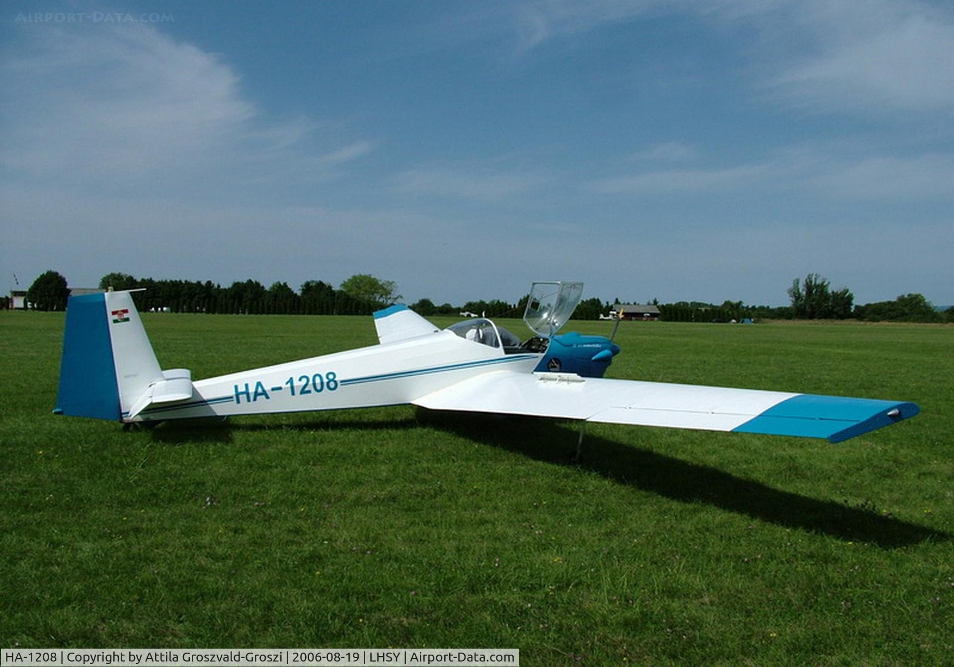 HA-1208, 1976 Scheibe SF-25C Falke C/N 44156, LHSY - Szombathely Airport, Hungary