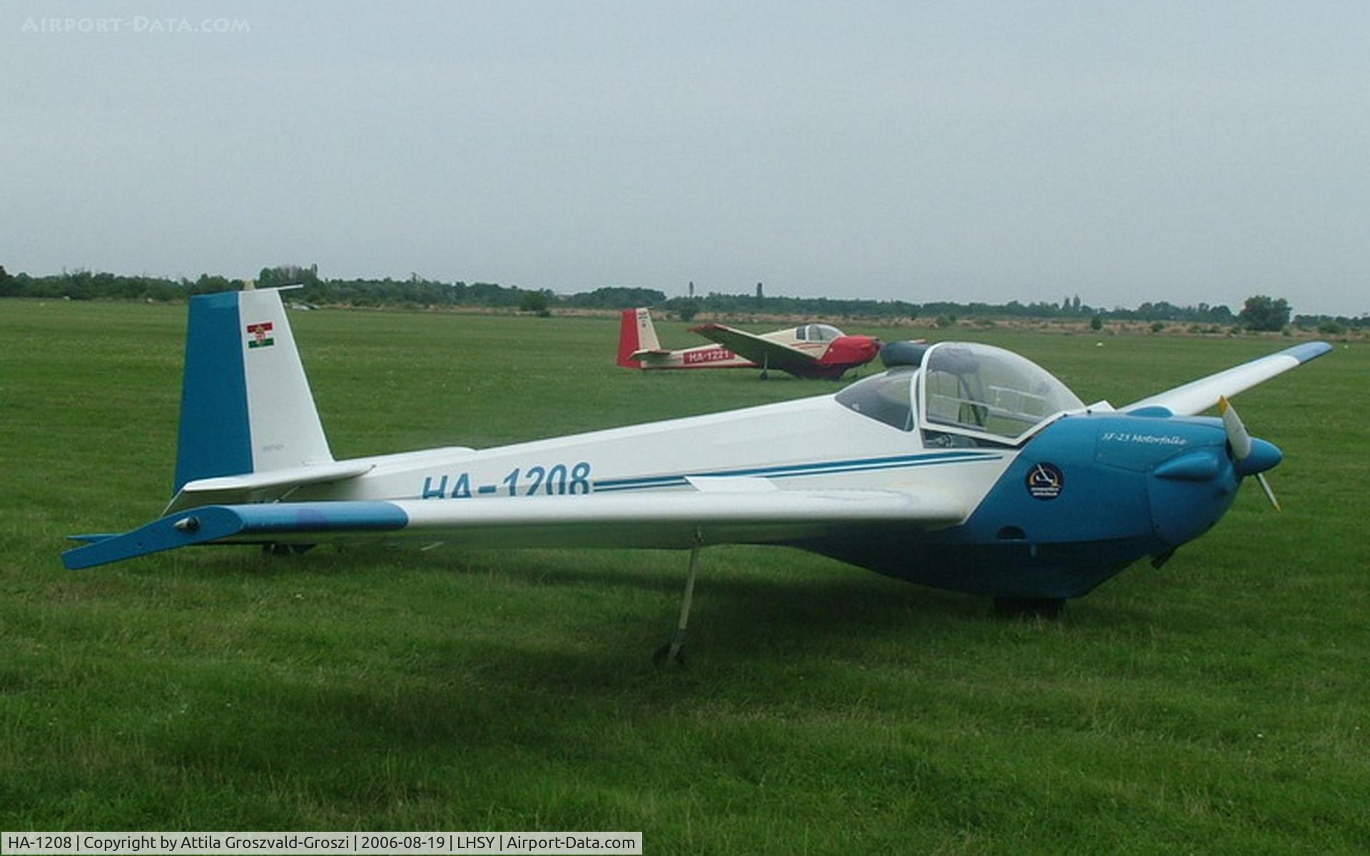 HA-1208, 1976 Scheibe SF-25C Falke C/N 44156, LHSY - Szombathely Airport, Hungary