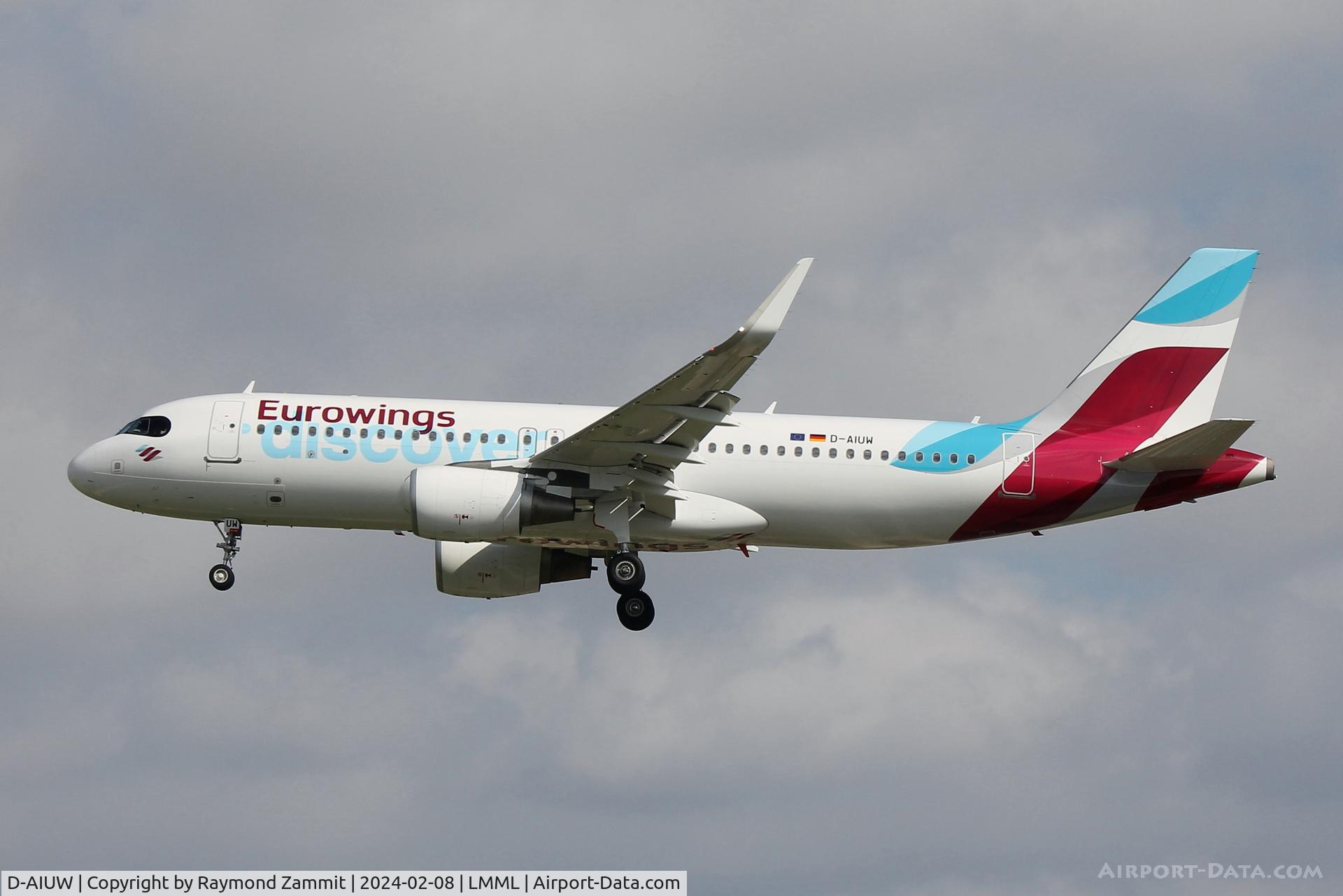 D-AIUW, 2016 Airbus A320-214 C/N 7251, A320 D-AIUW Eurowings