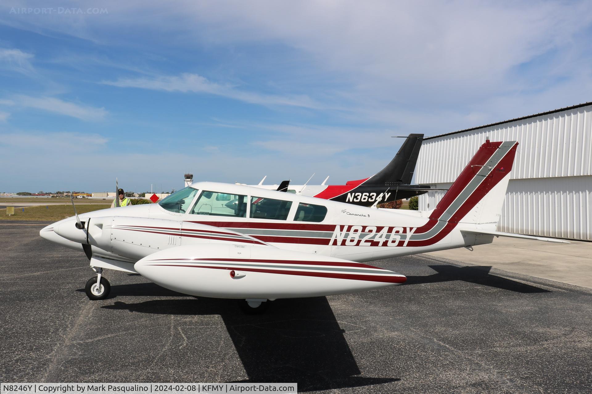 N8246Y, 1967 Piper PA-30 Twin Comanche C/N 30-1372, Piper PA-30