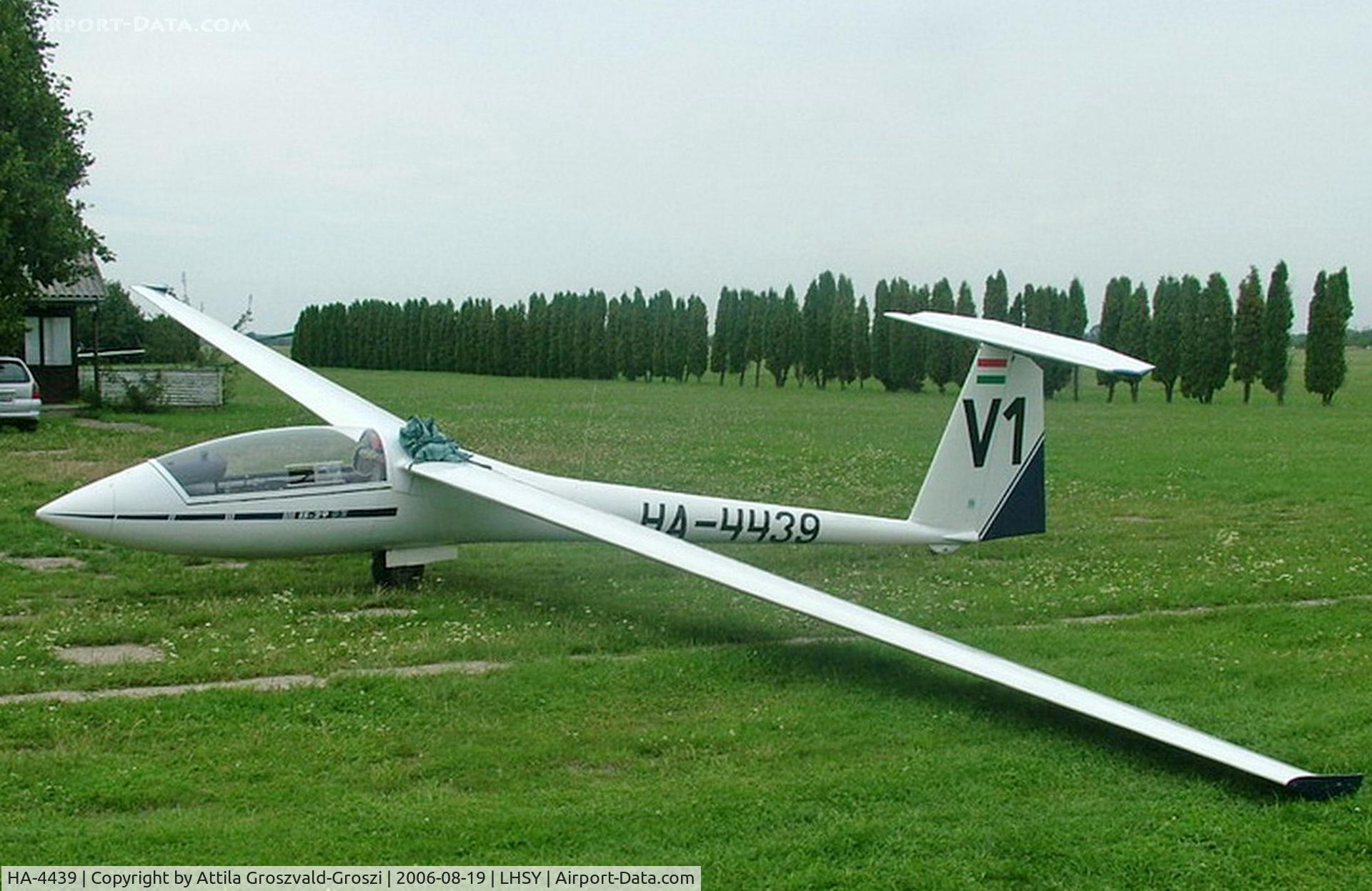 HA-4439, 1982 ICA-Brasov IS-29D2 C/N 168, LHSY - Szombathely Airport, Hungary