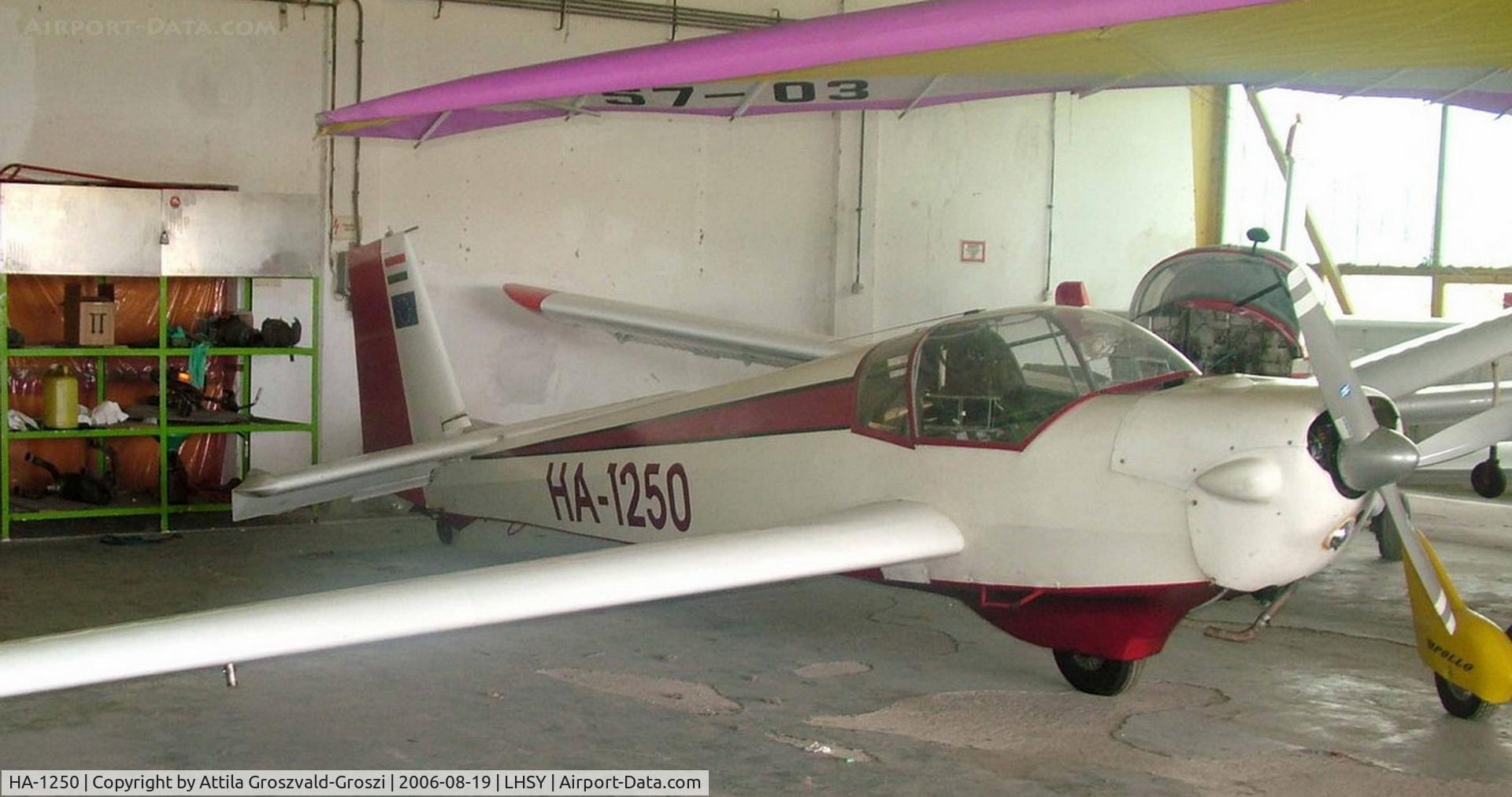 HA-1250, 1968 Scheibe SF-25B Falke C/N 4632, LHSY - Szombathely Airport, Hungary