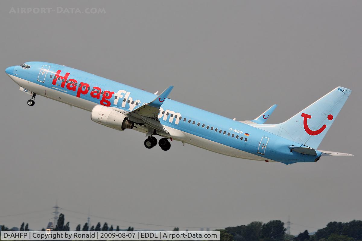 D-AHFP, 2000 Boeing 737-8K5 C/N 27988, at dus