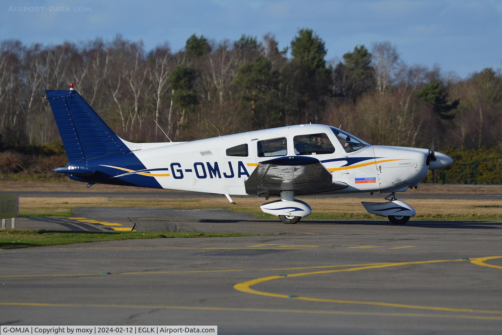 G-OMJA, 1976 Piper PA-28-181 Cherokee Archer II C/N 28-7690328, Piper PA-28-181 Cherokee Archer II. Ex A6-DXB