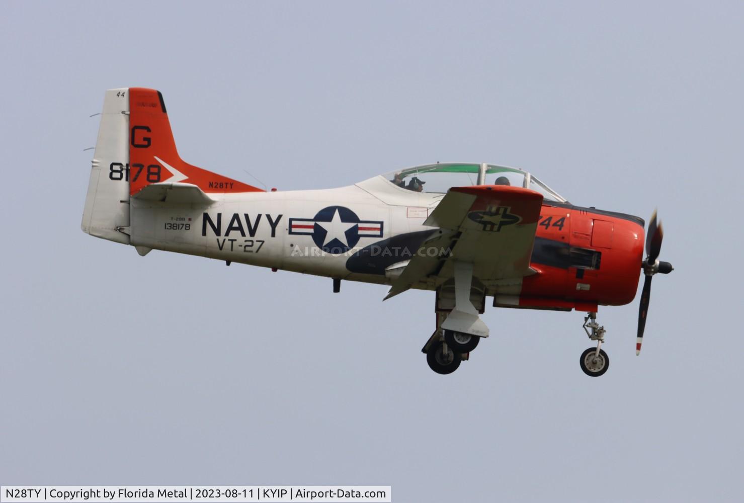 N28TY, North American T-28B C/N 138178, T-28 zx