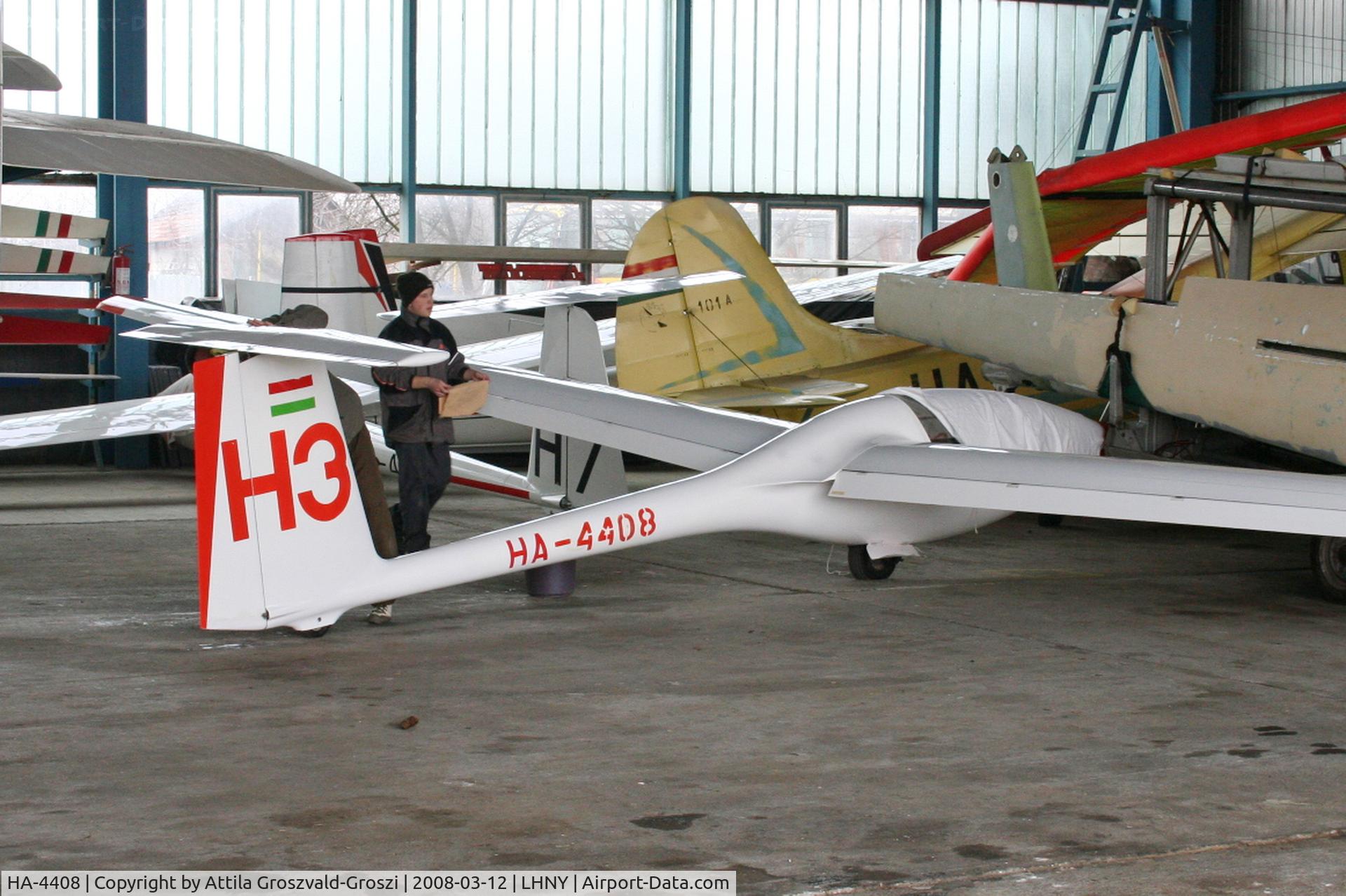 HA-4408, 1978 Eiriavion PIK-20D C/N 20612, LHNY - Nyíregyháza Airport, Hungary