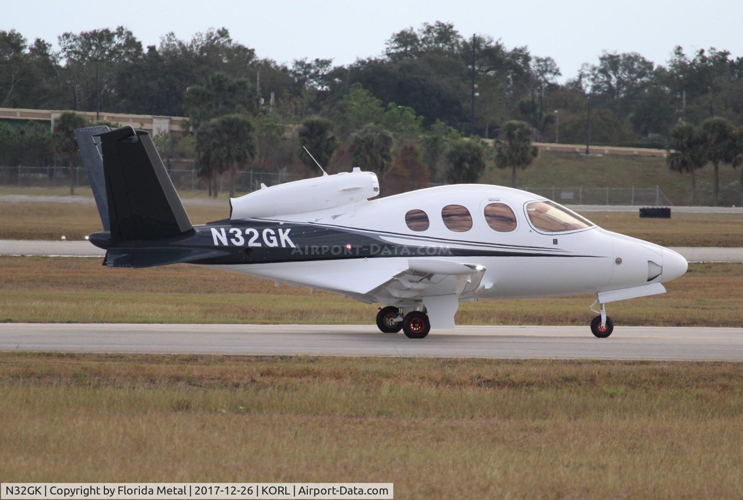 N32GK, 2017 Cirrus SF50 Vision C/N 0026, SF50 zx