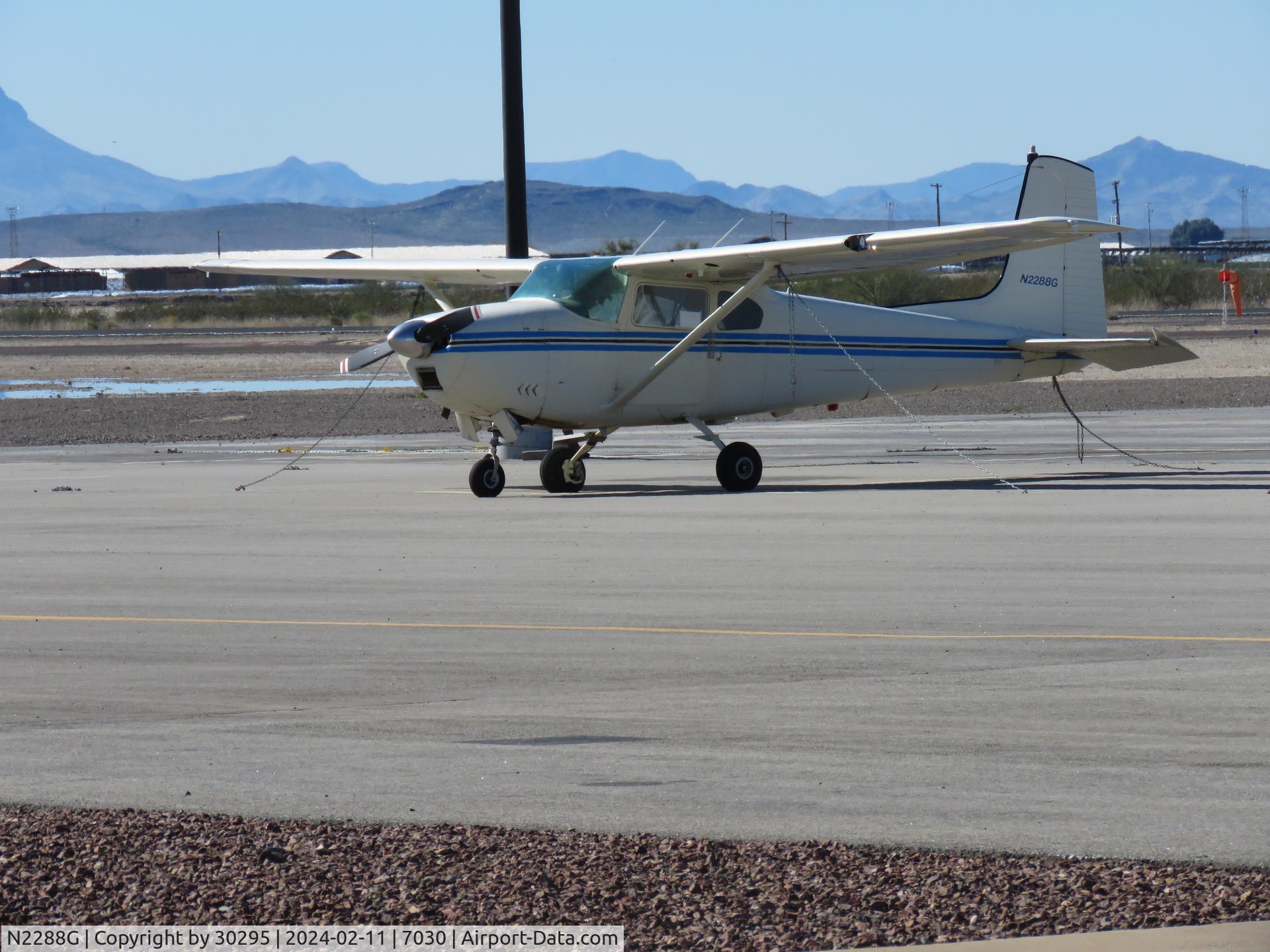 N2288G, 1958 Cessna 182B Skylane C/N 51588, Parked