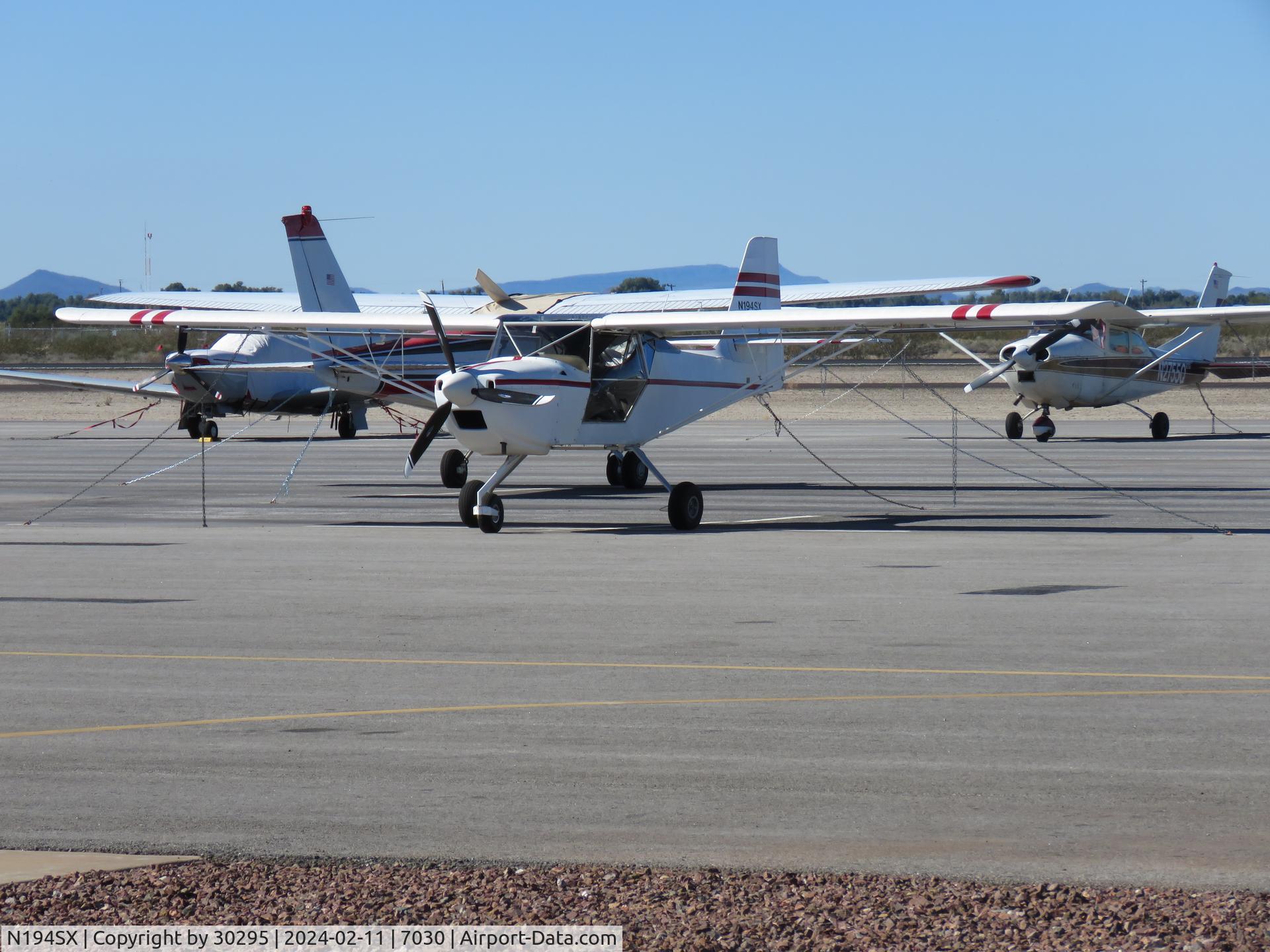 N194SX, 2017 Kitfox Aircraft S7 Super Sport C/N KA11303207, Parked