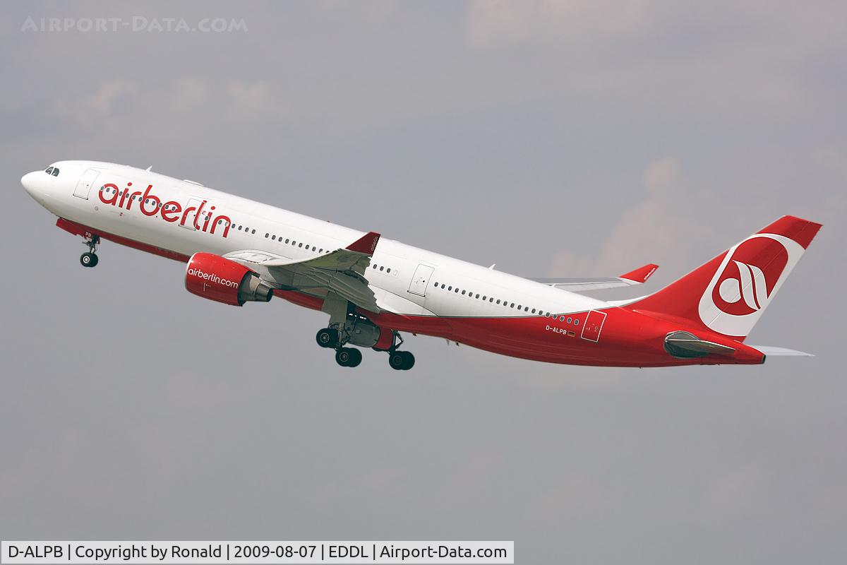 D-ALPB, 2001 Airbus A330-223 C/N 432, at dus
